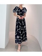 【スナイデル/SNIDEL】の【00サイズあり】Sustainableリボンプリントワンピース NVY[089]|ID:prp329100004516732