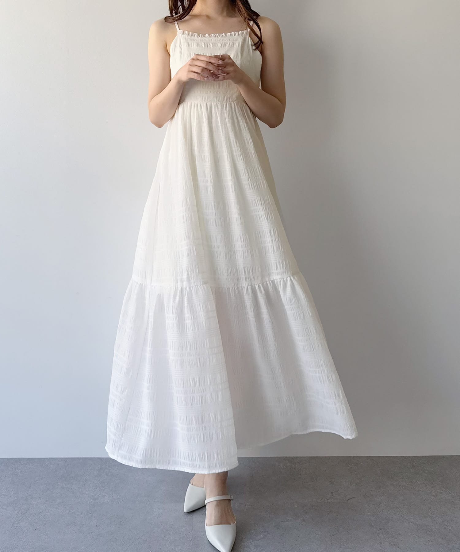 【ジュノア/JUNOAH】のmipiarl シアーチェックセミフレアキャミワンピース インテリア・キッズ・メンズ・レディースファッション・服の通販 founy(ファニー) 　ファッション　Fashion　レディースファッション　WOMEN　ワンピース　Dress　キャミワンピース　No Sleeve Dresses　ホワイト|ID: prp329100004516736 ipo3291000000031919426