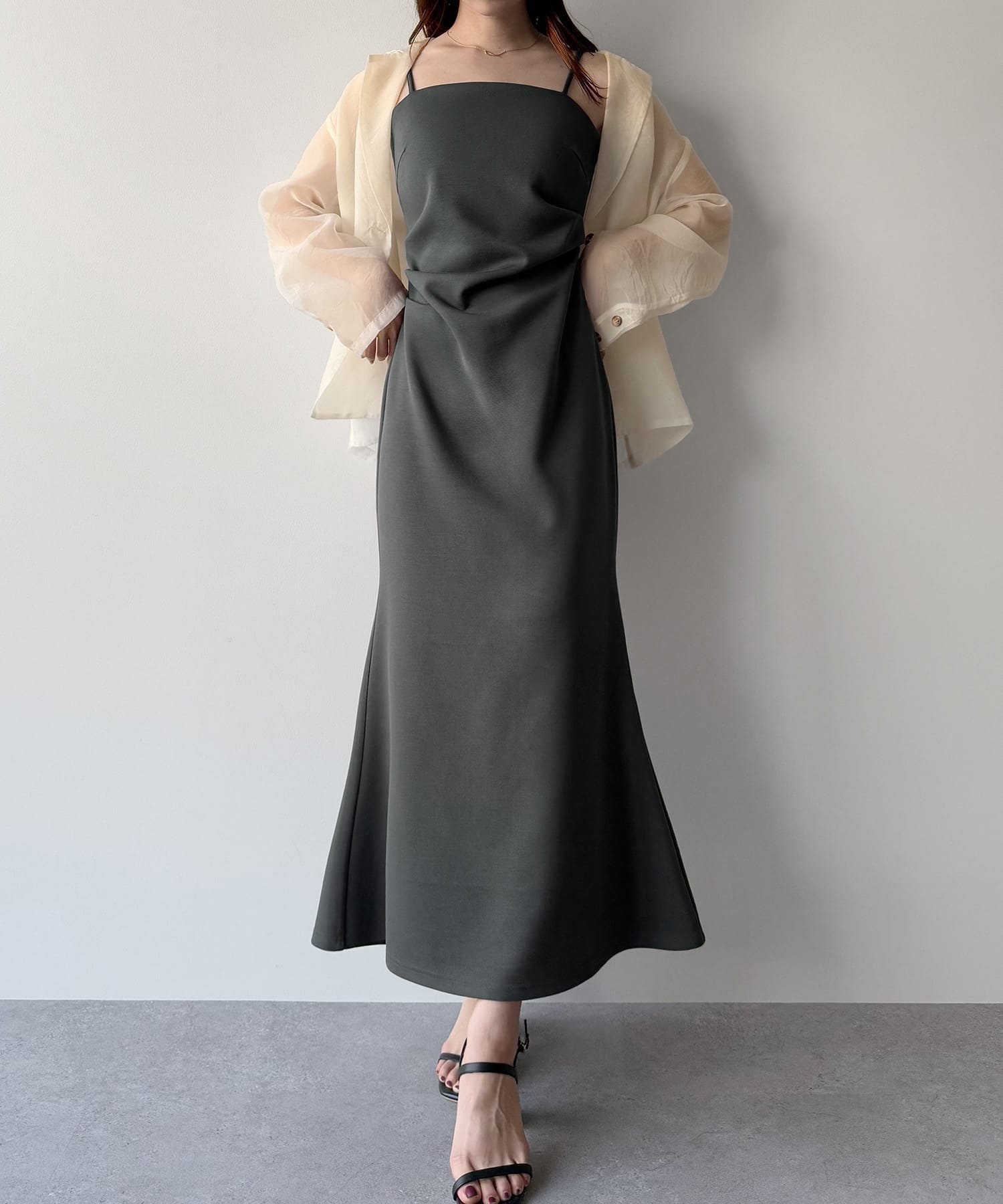【ジュノア/JUNOAH】のmipiarl ドレープマーメイドキャミワンピース【一部ペチスカートSET】 インテリア・キッズ・メンズ・レディースファッション・服の通販 founy(ファニー) 　ファッション　Fashion　レディースファッション　WOMEN　スカート　Skirt　チャコール|ID: prp329100004516741 ipo3291000000031919488