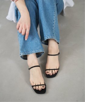 【ル タロン/Le Talon】の《追加》3.5cmWストラップサンダル 人気、トレンドファッション・服の通販 founy(ファニー) ファッション Fashion レディースファッション Fashion for Women シンプル Simple, Minimal ストラップサンダル Strappy Sandals, Strap Sandals ラップ Wrap, Wrap Design 夏 Summer |ID:prp329100004516915