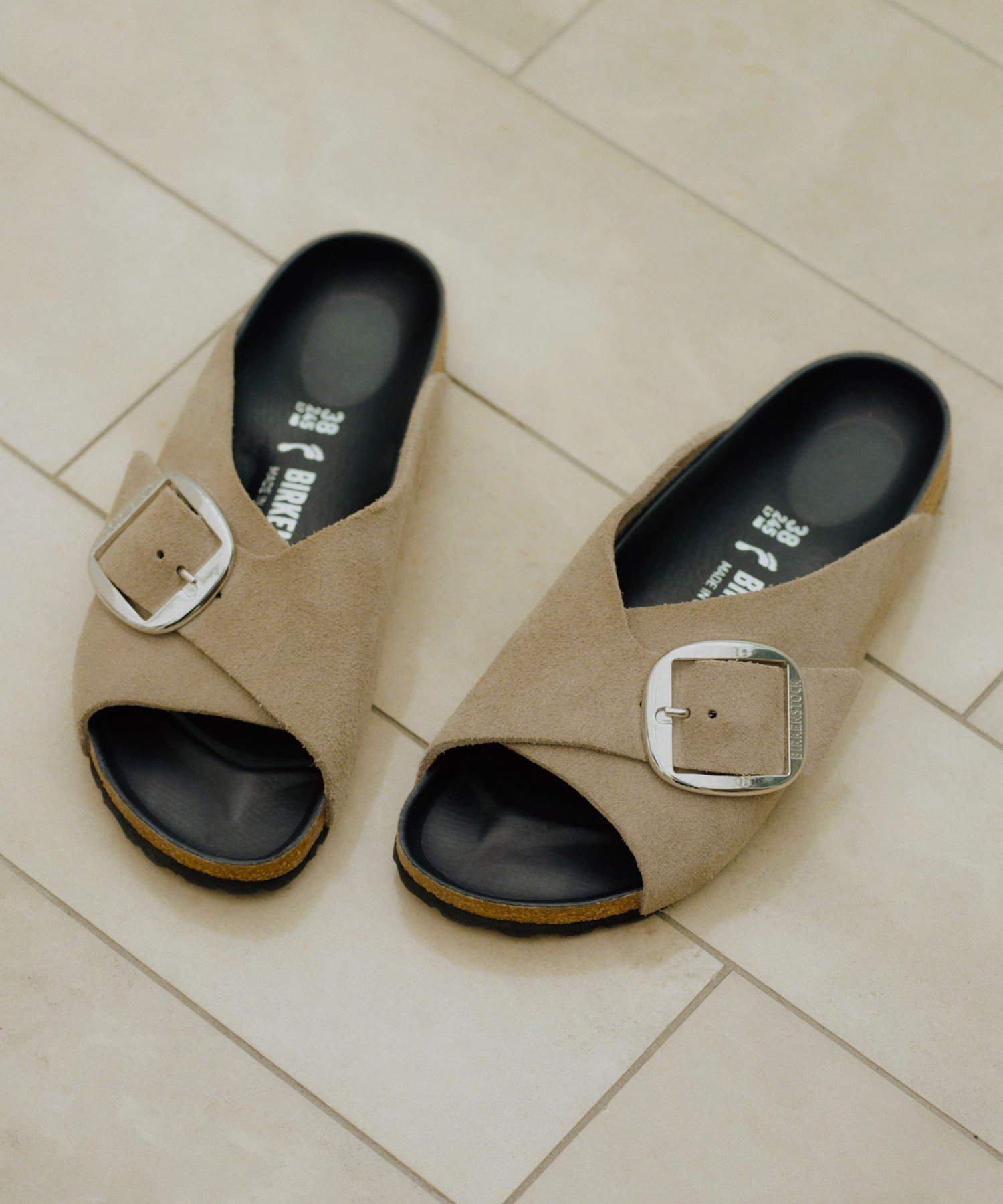 【ビューティ&ユース ユナイテッドアローズ/BEAUTY&YOUTH / UNITED ARROWS / MEN】のBIRKENSTOCK * BEAUTY YOUTH AROSA BB/サンダル インテリア・キッズ・メンズ・レディースファッション・服の通販 founy(ファニー) 　ファッション　Fashion　メンズファッション　MEN　インソール　Insole　サンダル　Sandals　ソックス　Socks　定番　Standard　人気　Popularity　ビッグ　Big　別注　Special Order　夏　Summer　エレガント 上品　Elegant　BEIGE|ID: prp329100004517290 ipo3291000000031958596
