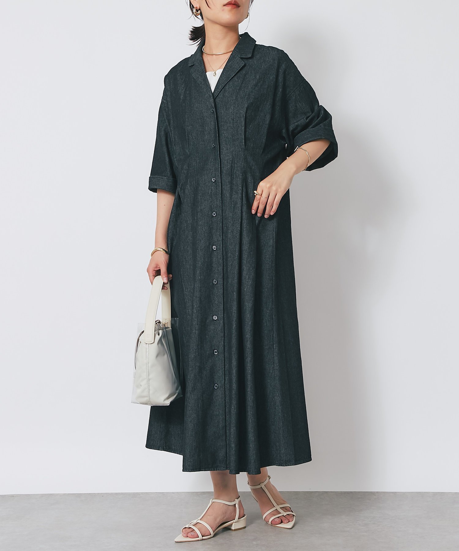 【アンディコール/un dix cors】のウエストタックデニムワンピース インテリア・キッズ・メンズ・レディースファッション・服の通販 founy(ファニー) 　ファッション　Fashion　レディースファッション　WOMEN　ワンピース　Dress　ウェーブ　Wave　厚底　Platforms　春　Spring　秋　Autumn/Fall　巾着　Purse　ストラップサンダル　Strap Sandals　ストレート　Straight　スニーカー　Sneakers　デニム　Denim　ポケット　Pocket　羽織　Haori　ラウンド　Round　リゾート　Resort　リバーシブル　Reversible　ロング　Long　おすすめ　Recommend　ブラック|ID: prp329100004517709 ipo3291000000031931694
