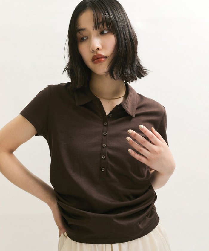 【アダム エ ロペ/ADAM ET ROPE'】のディープネックポロシャツ インテリア・キッズ・メンズ・レディースファッション・服の通販 founy(ファニー) https://founy.com/ ファッション Fashion レディースファッション WOMEN トップス・カットソー Tops/Tshirt シャツ/ブラウス Shirts/Blouses ポロシャツ Polo Shirts インナー Inner 春 Spring キャミソール Camisole ギャザー Gather コンパクト Compact シアー Sheer ドレープ Drape ベーシック Basic ボトム Bottom ポロシャツ Polo Shirt S/S・春夏 Ss・Spring/Summer おすすめ Recommend 夏 Summer エレガント 上品 Elegant 2025年 2025 2025春夏・S/S Ss,Spring/Summer,2025 |ID: prp329100004517779 ipo3291000000031996091
