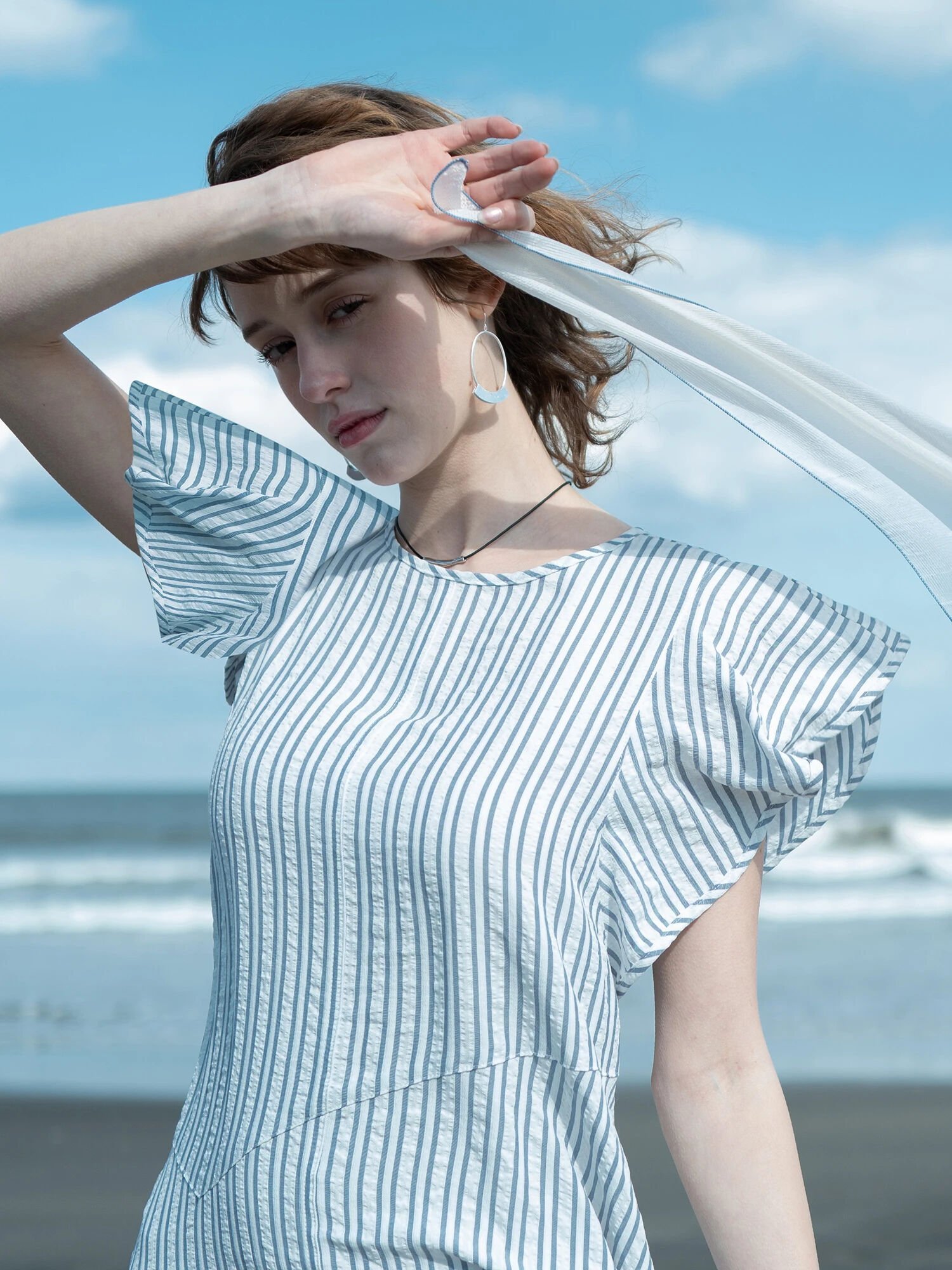 【テチチ/Te chichi】のストライプサッカーワンピース《2025summer catalog item》 インテリア・キッズ・メンズ・レディースファッション・服の通販 founy(ファニー) 　ファッション　Fashion　レディースファッション　WOMEN　ワンピース　Dress　2025年　2025　2025春夏・S/S　Ss,Spring/Summer,2025　アシンメトリー　Asymmetry　サッカー　Soccer　ストライプ　Stripe　フリル　Frills　フレア　Flare　切替　Switching　夏　Summer　雑誌　Magazine　オフホワイト|ID: prp329100004517780 ipo3291000000032315872