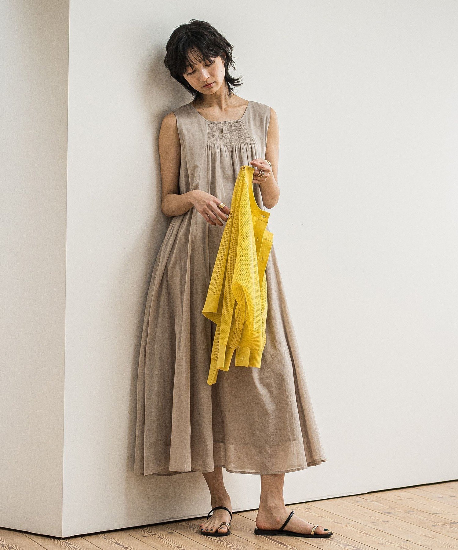 【メイソングレイ/MAYSON GREY】のコットンボイル2WAYエアリーフレアワンピース≪手洗い可能≫ インテリア・キッズ・メンズ・レディースファッション・服の通販 founy(ファニー) 　ファッション　Fashion　レディースファッション　WOMEN　ワンピース　Dress　インド　India　ギャザー　Gather　ジャケット　Jacket　フレア　Flare　ブルゾン　Blouson　ベージュ|ID: prp329100004517784 ipo3291000000031932372