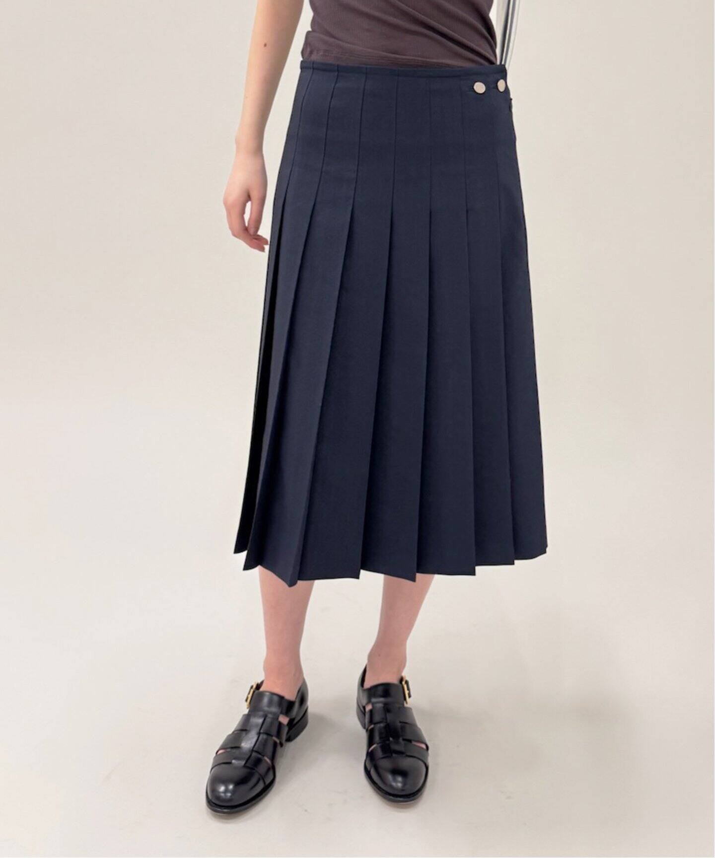 【エディット フォー ルル/edit.for LuLu】のNEW サイドボタン プリーツスカート インテリア・キッズ・メンズ・レディースファッション・服の通販 founy(ファニー) 　ファッション　Fashion　レディースファッション　WOMEN　スカート　Skirt　プリーツスカート　Pleated Skirts　2025年　2025　2025春夏・S/S　Ss,Spring/Summer,2025　おすすめ　Recommend　ストレッチ　Stretch　トレンド　Trend　プリーツ　Pleats　人気　Popularity　ネイビー|ID: prp329100004518086 ipo3291000000032060711