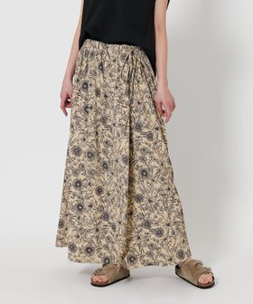 【ビューティ&ユース ユナイテッドアローズ/BEAUTY&YOUTH / UNITED ARROWS】の【WEB限定/日比谷花壇コラボアイテム】フラワープリント ギャザーマキシスカート -ウォッシャブル- 人気、トレンドファッション・服の通販 founy(ファニー) ファッション Fashion レディースファッション WOMEN スカート Skirt ウォッシャブル Washable カットソー Cut And Sew グラフィック Graphic サマー Summer シンプル Simple ジョーゼット Georgette スリット Slit タンク Tank ドレープ Drape フラワー Flower フロント Front プリント Print ベーシック Basic ラップ Wrap リボン Ribbon おすすめ Recommend 夏 Summer |ID:prp329100004518156