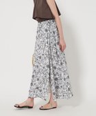 【ビューティ&ユース ユナイテッドアローズ/BEAUTY&YOUTH / UNITED ARROWS】の【WEB限定/日比谷花壇コラボアイテム】フラワープリント ギャザーマキシスカート -ウォッシャブル- 人気、トレンドファッション・服の通販 founy(ファニー) ファッション Fashion レディースファッション WOMEN スカート Skirt ウォッシャブル Washable カットソー Cut And Sew グラフィック Graphic サマー Summer シンプル Simple ジョーゼット Georgette スリット Slit タンク Tank ドレープ Drape フラワー Flower フロント Front プリント Print ベーシック Basic ラップ Wrap リボン Ribbon おすすめ Recommend 夏 Summer thumbnail OFF WHITE|ID: prp329100004518156 ipo3291000000031936536