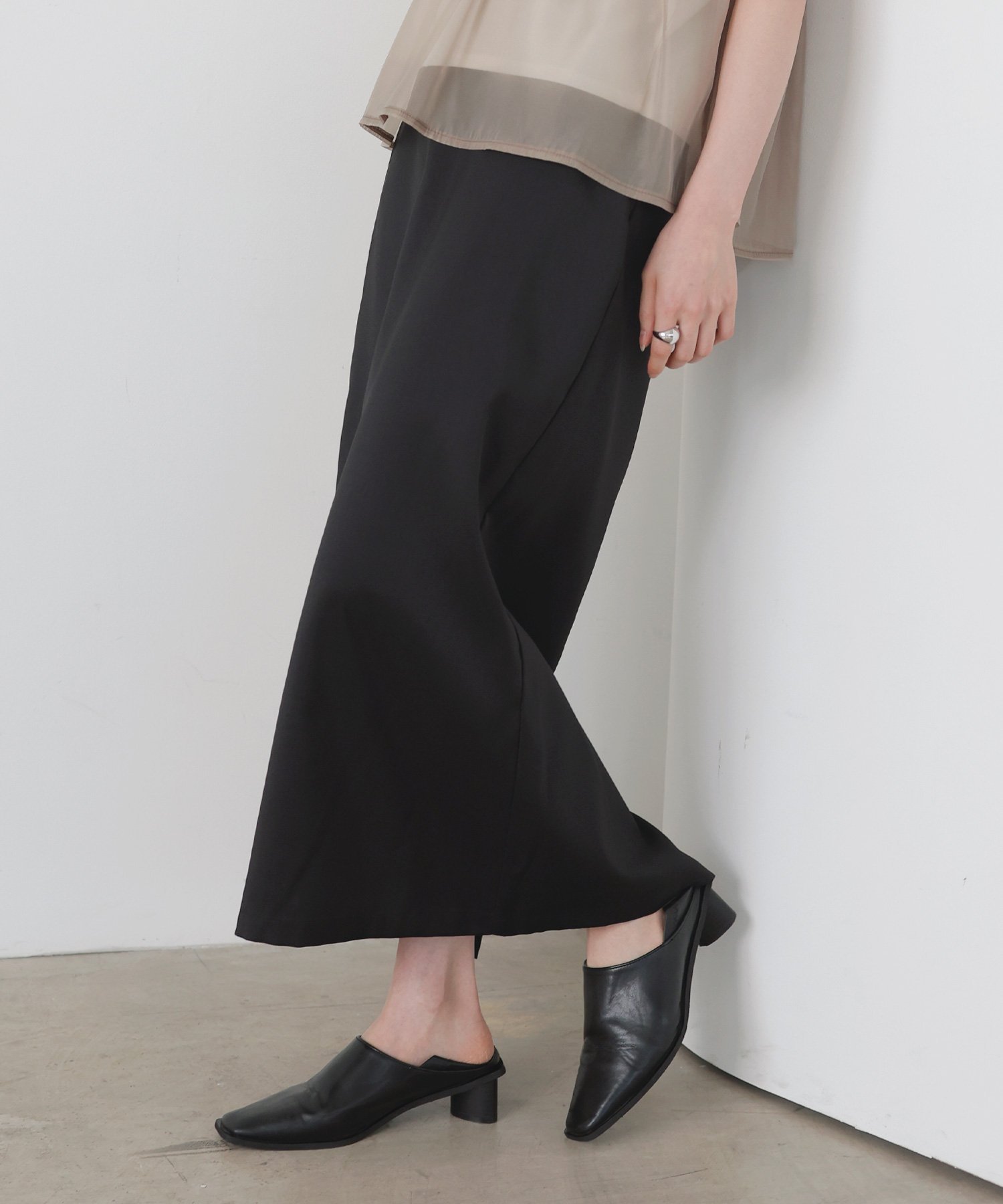 【リアン/Lian】のリネンタッチナロースカート インテリア・キッズ・メンズ・レディースファッション・服の通販 founy(ファニー) 　ファッション　Fashion　レディースファッション　Fashion for Women　スカート　Skirts　スリット　Slit, Slit Detail　ブラック|ID: prp329100004518175 ipo3291000000032723791