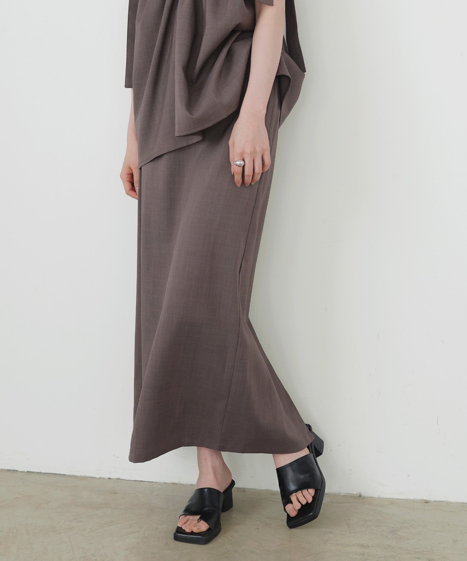 【リアン/Lian】のリネンタッチナロースカート インテリア・キッズ・メンズ・レディースファッション・服の通販 founy(ファニー) 　ファッション　Fashion　レディースファッション　Fashion for Women　スカート　Skirts　スリット　Slit, Slit Detail　ブラウン|ID: prp329100004518175 ipo3291000000032723794