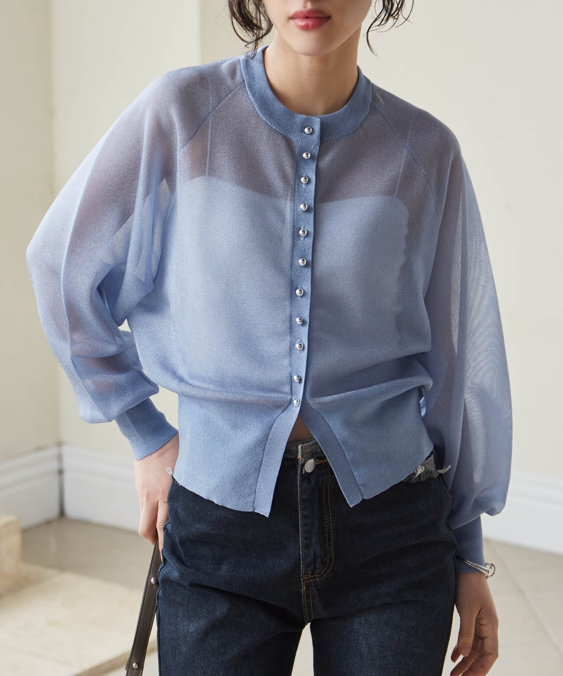 【ラナン/Ranan】のRANAN/シルバーボタンシアーニットカーデ インテリア・キッズ・メンズ・レディースファッション・服の通販 founy(ファニー) 　ファッション　Fashion　レディースファッション　WOMEN　トップス・カットソー　Tops/Tshirt　ニット　Knit Tops　おすすめ　Recommend　インナー　Inner　カーディガン　Cardigan　キャミワンピース　Cami Dress　コンパクト　Compact　シルバー　Silver　デニム　Denim　トレンド　Trend　バランス　Balance　フロント　Front　ボトム　Bottom　ポケット　Pocket　夏　Summer　ブルー|ID: prp329100004518406 ipo3291000000032290208