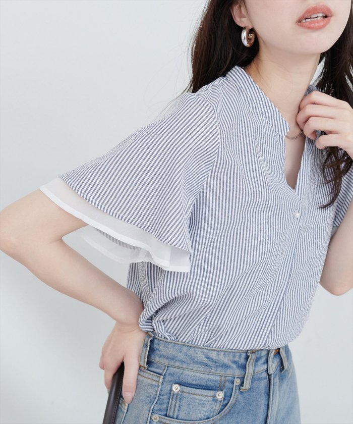 【ナチュラルクチュール/natural couture】の袖口シアーパール釦スキッパーブラウス インテリア・キッズ・メンズ・レディースファッション・服の通販 founy(ファニー) https://founy.com/ ファッション Fashion レディースファッション WOMEN トップス・カットソー Tops/Tshirt シャツ/ブラウス Shirts/Blouses アクセサリー Accessories シンプル Simple スキッパー Skipper スマート Smart ダウン Down デニム Denim フォーマル Formal フリル Frills ワイド Wide エレガント 上品 Elegant 2025年 2025 2025春夏・S/S Ss,Spring/Summer,2025 |ID: prp329100004518491 ipo3291000000031939513
