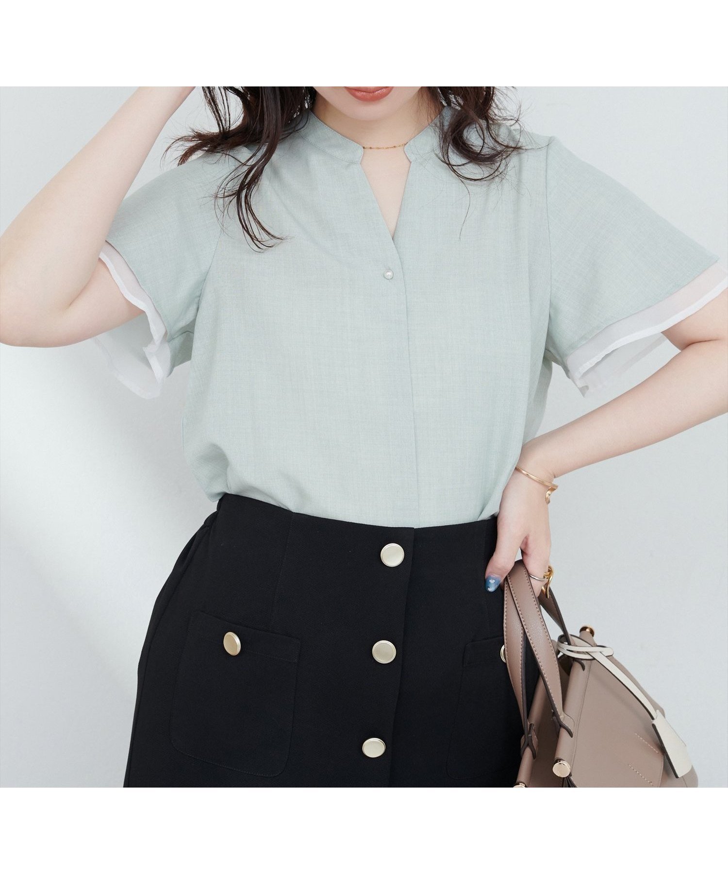 【ナチュラルクチュール/natural couture】の袖口シアーパール釦スキッパーブラウス インテリア・キッズ・メンズ・レディースファッション・服の通販 founy(ファニー) 　ファッション　Fashion　レディースファッション　WOMEN　トップス・カットソー　Tops/Tshirt　シャツ/ブラウス　Shirts/Blouses　アクセサリー　Accessories　シンプル　Simple　スキッパー　Skipper　スマート　Smart　ダウン　Down　デニム　Denim　フォーマル　Formal　フリル　Frills　ワイド　Wide　エレガント 上品　Elegant　2025年　2025　2025春夏・S/S　Ss,Spring/Summer,2025　ミント|ID: prp329100004518491 ipo3291000000031939517
