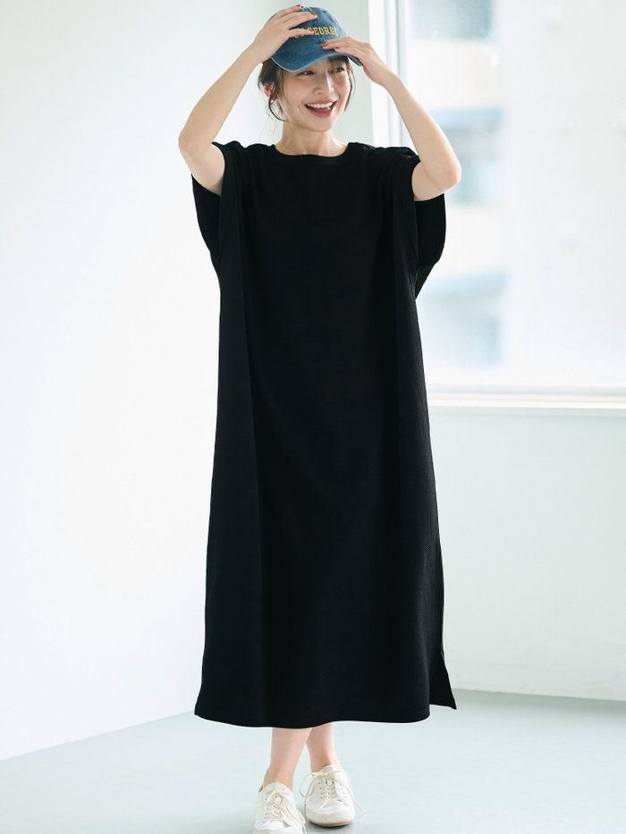 【コカ/COCA】のエンボス加工ボートネックロングワンピース インテリア・キッズ・メンズ・レディースファッション・服の通販 founy(ファニー) https://founy.com/ ファッション Fashion レディースファッション WOMEN ワンピース Dress アンクル Uncle カーディガン Cardigan サンダル Sandals スウェット Sweat ストレッチ Stretch スリット Slit 定番 Standard ポケット Pocket ロールアップ Roll Up 旅行 Travel |ID: prp329100004518906 ipo3291000000031943639