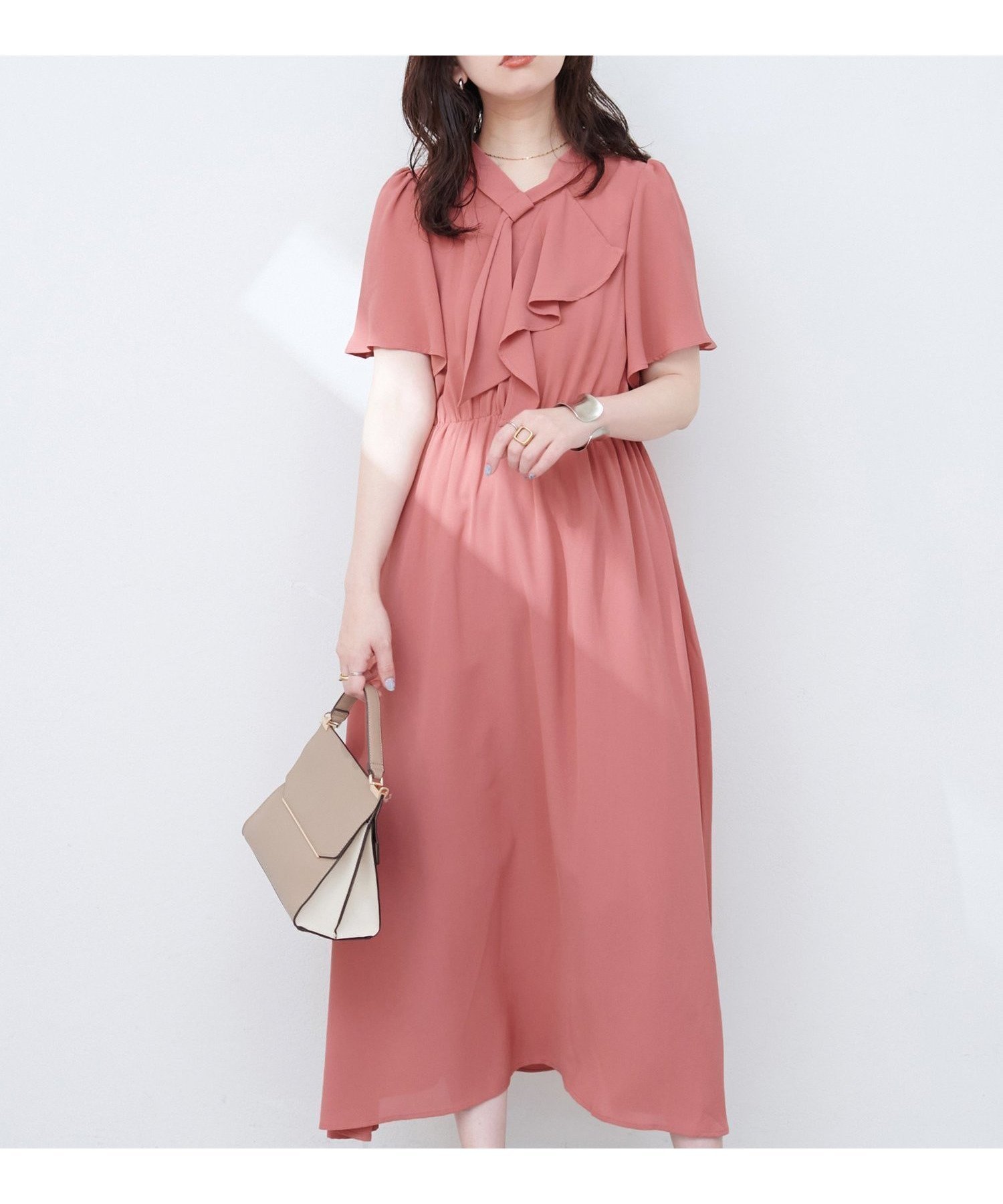 【ナチュラルクチュール/natural couture】の【WEB限定】ボウタイアシメラッフルワンピース インテリア・キッズ・メンズ・レディースファッション・服の通販 founy(ファニー) 　ファッション　Fashion　レディースファッション　WOMEN　ワンピース　Dress　2025年　2025　2025春夏・S/S　Ss,Spring/Summer,2025　エアリー　Airy　カーディガン　Cardigan　ジャケット　Jacket　フリル　Frills　ポケット　Pocket　リラックス　Relax　エレガント 上品　Elegant　オレンジ系その他|ID: prp329100004518925 ipo3291000000032494696