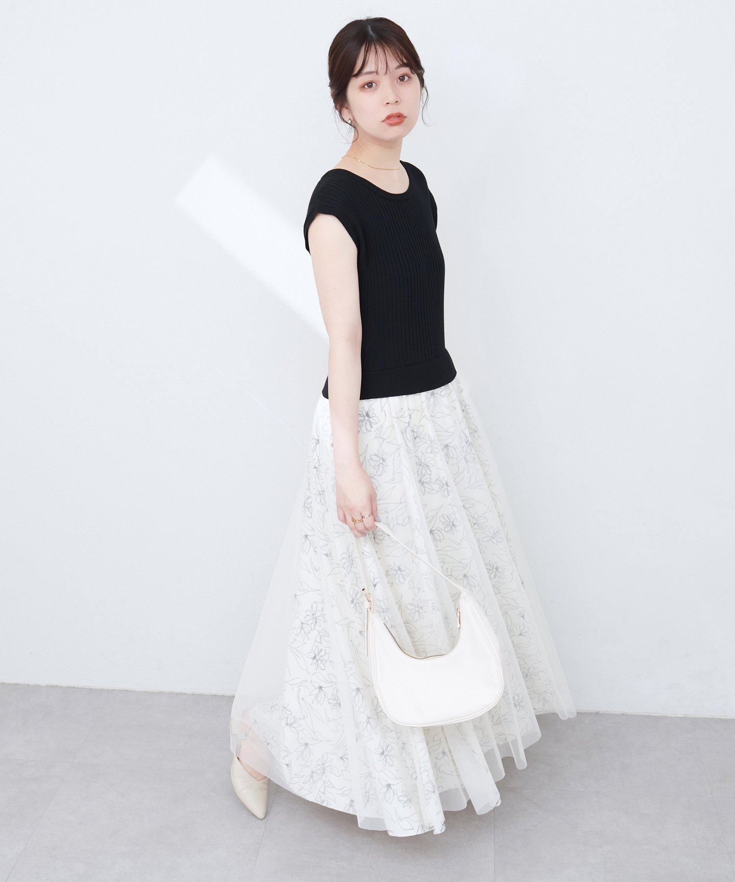 【ナチュラルクチュール/natural couture】のニット×チュールドッキングワンピース インテリア・キッズ・メンズ・レディースファッション・服の通販 founy(ファニー) 　ファッション　Fashion　レディースファッション　WOMEN　ワンピース　Dress　2025年　2025　2025春夏・S/S　Ss,Spring/Summer,2025　おすすめ　Recommend　カーディガン　Cardigan　サンダル　Sandals　ジャケット　Jacket　スニーカー　Sneakers　チュール　Tulle　ドッキング　Docking　フィット　Fit　フェミニン　Feminine　ポケット　Pocket　リブニット　Rib Knit　ブラック|ID: prp329100004518928 ipo3291000000031943807