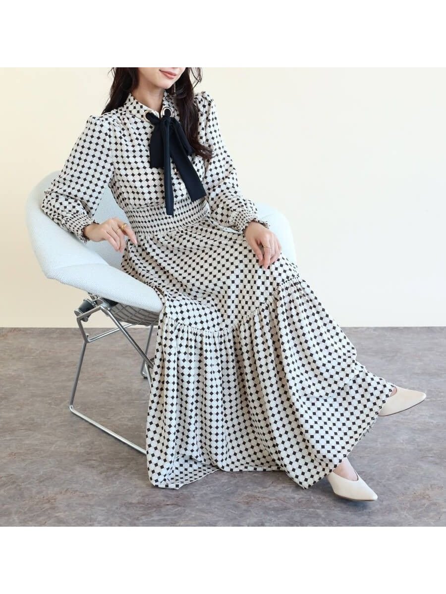 【ヴァン/Vin】のフロントリボンギャザーフレアワンピース インテリア・キッズ・メンズ・レディースファッション・服の通販 founy(ファニー) 　ファッション　Fashion　レディースファッション　WOMEN　ワンピース　Dress　なめらか　Smooth　インナー　Inner　ギャザー　Gather　シャーリング　Shirring　アイボリー|ID: prp329100004519832 ipo3291000000032299095