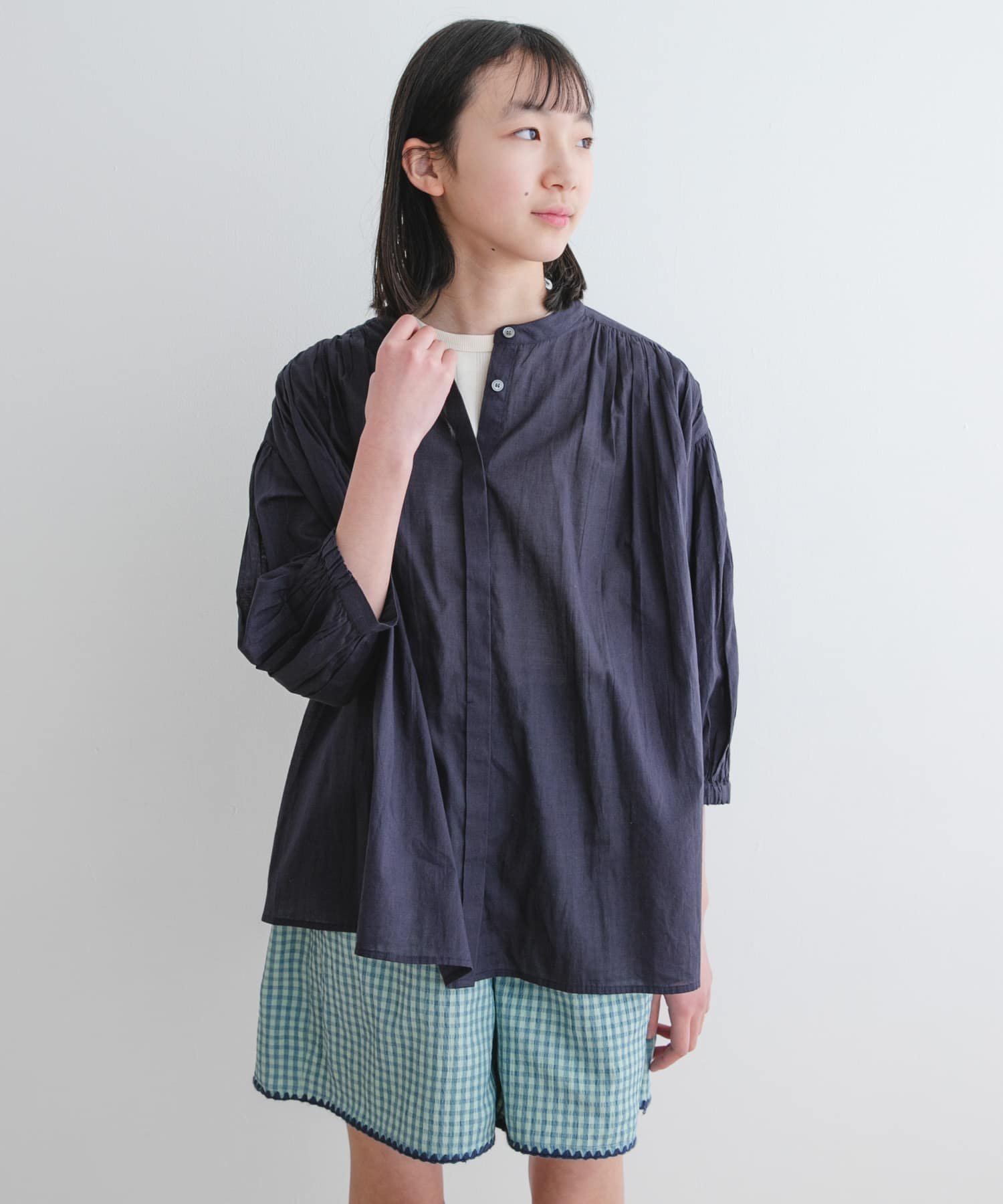【アーバンリサーチ ドアーズ/URBAN RESEARCH DOORS / KIDS】の『WEB/一部店舗限定』『親子リンク』コットンボイルギャザーブラウス(KIDS) インテリア・キッズ・メンズ・レディースファッション・服の通販 founy(ファニー) 　ファッション　Fashion　キッズファッション　KIDS　2025年　2025　2025春夏・S/S　Ss,Spring/Summer,2025　ギャザー　Gather　夏　Summer　春　Spring　S/S・春夏　Ss・Spring/Summer　NAVY|ID: prp329100004519978 ipo3291000000031955152
