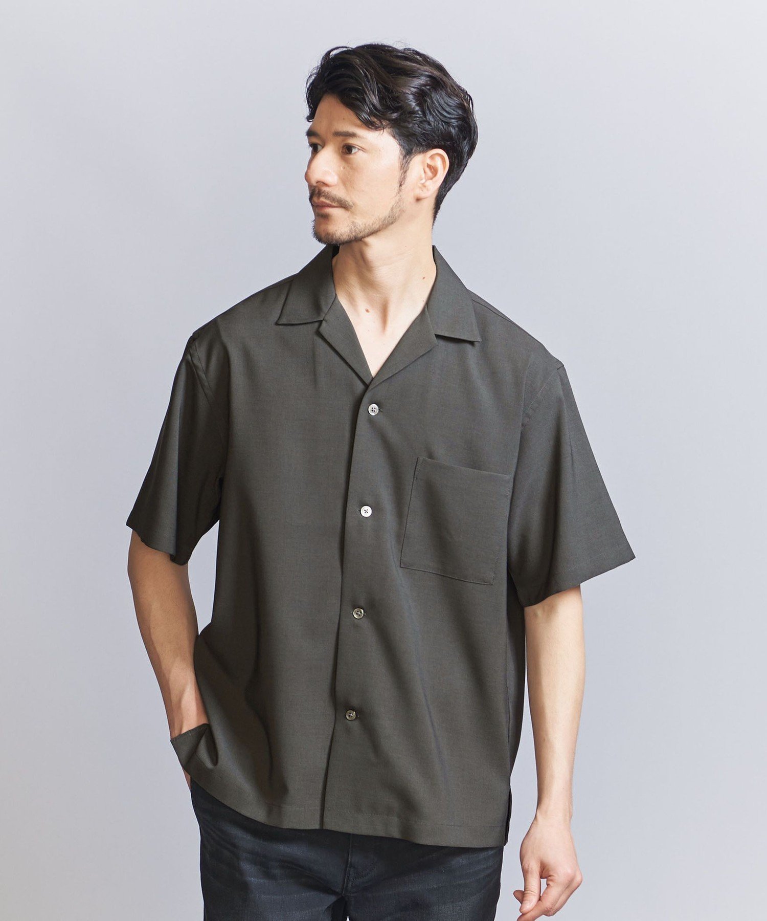 【ビューティ&ユース ユナイテッドアローズ/BEAUTY&YOUTH / UNITED ARROWS / MEN】の【WEB限定 WARDROBE SMART】 Reflax オープンカラー シャツ インテリア・キッズ・メンズ・レディースファッション・服の通販 founy(ファニー) 　ファッション　Fashion　メンズファッション　MEN　インナー　Inner　サンダル　Sandals　スマート　Smart　スラックス　Slacks　ファブリック　Fabric　半袖　Short Sleeve　リラックス　Relax　夏　Summer　DK.GRAY|ID: prp329100004520091 ipo3291000000031957108