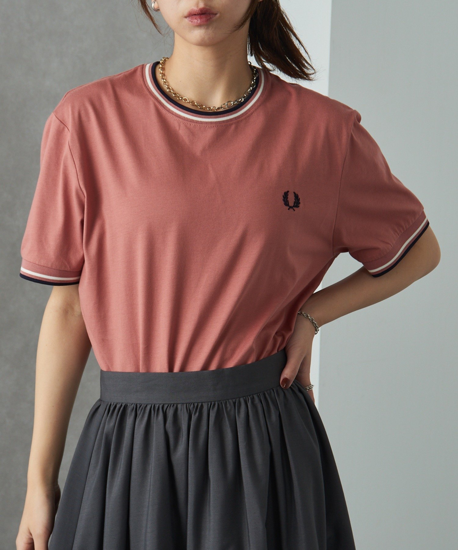 【その他のブランド/Other】のFRED PERRY/TWIN TIPPED T-SHIRT M1588 インテリア・キッズ・メンズ・レディースファッション・服の通販 founy(ファニー) 　ファッション　Fashion　レディースファッション　Fashion for Women　トップス・カットソー　Cut & Sew Tops　シャツ・ブラウス・オフィスカジュアル　Elegant Blouses & Button-Ups　ロングTシャツ・Tシャツ　Longline T-Shirts & Tees　アクセサリー　Fashion Accessories　カーゴパンツ　Cargo Pants, Utility Pants　クラシック　Classic, Timeless Style　軽量　Lightweight, Ultra Light　サンダル　Sandals, Summer Shoes　シルバー　Silver, Metallic Silver　シンプル　Simple, Minimal　スニーカー　Sneakers, Trainers　スラックス　Slacks, Dress Pants　デニム　Denim, Jeans Material　トレンド　Trend, Trending Now　人気　Popular, Best Seller　ハーフ　Half, Half-Length　フィット　Fit, Slim Fit　フォーマル　Formal, Dressy　ボトム　Bottoms, Lower Wear　ポロシャツ　Polo Shirt, Collared Tee　モッズコート　Mods Coat, Military Parka　レギュラー　Regular, Standard Fit　ワンポイント　One Point, Statement Accent　再入荷　Restock / Back in Stock　おすすめ　Recommended / Our Picks　エレガント 上品　Elegant　C.PNK|ID: prp329100004520098 ipo3291000000032655434