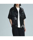 【アダムエロペ /ADAM ET ROPE' / MEN】の《BLACK/WHITE》ボックスシルエット プレミアム アロハ シャツ 人気、トレンドファッション・服の通販 founy(ファニー) ファッション Fashion メンズファッション MEN アロハ Aloha クラシック Classic サンダル Sandals ショーツ Shorts スラックス Slacks ダイヤモンド Diamond デニム Denim ドレープ Drape フラット Flat プレミアム Premium ボックス Box モノトーン Monotone リラックス Relax おすすめ Recommend 夏 Summer thumbnail スミクロ(05)|ID: prp329100004520199 ipo3291000000031958690