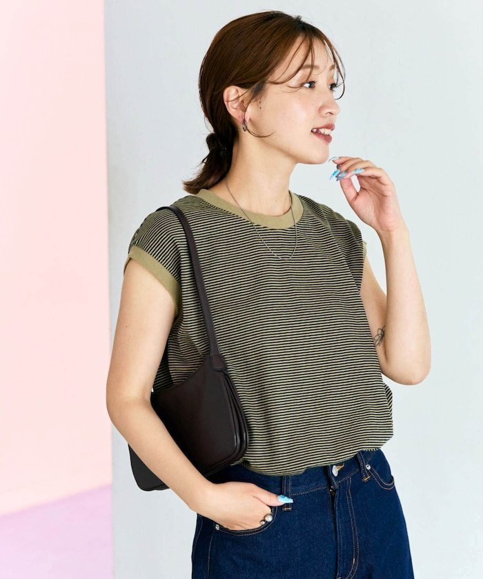 【フリークスストア/FREAK'S STORE】のノースリーブ Tシャツ【限定展開】 25SS インテリア・キッズ・メンズ・レディースファッション・服の通販 founy(ファニー) 　ファッション　Fashion　レディースファッション　WOMEN　トップス・カットソー　Tops/Tshirt　キャミソール / ノースリーブ　No Sleeves　シャツ/ブラウス　Shirts/Blouses　ロング / Tシャツ　T-Shirts　2025年　2025　2025春夏・S/S　Ss,Spring/Summer,2025　コンパクト　Compact　ショルダー　Shoulder　スリット　Slit　ドロップ　Drop　ノースリーブ　No Sleeve　ベーシック　Basic　ボーダー　Border　人気　Popularity　夏　Summer　定番　Standard　S/S・春夏　Ss・Spring/Summer　ベージュ|ID: prp329100004520586 ipo3291000000032268712