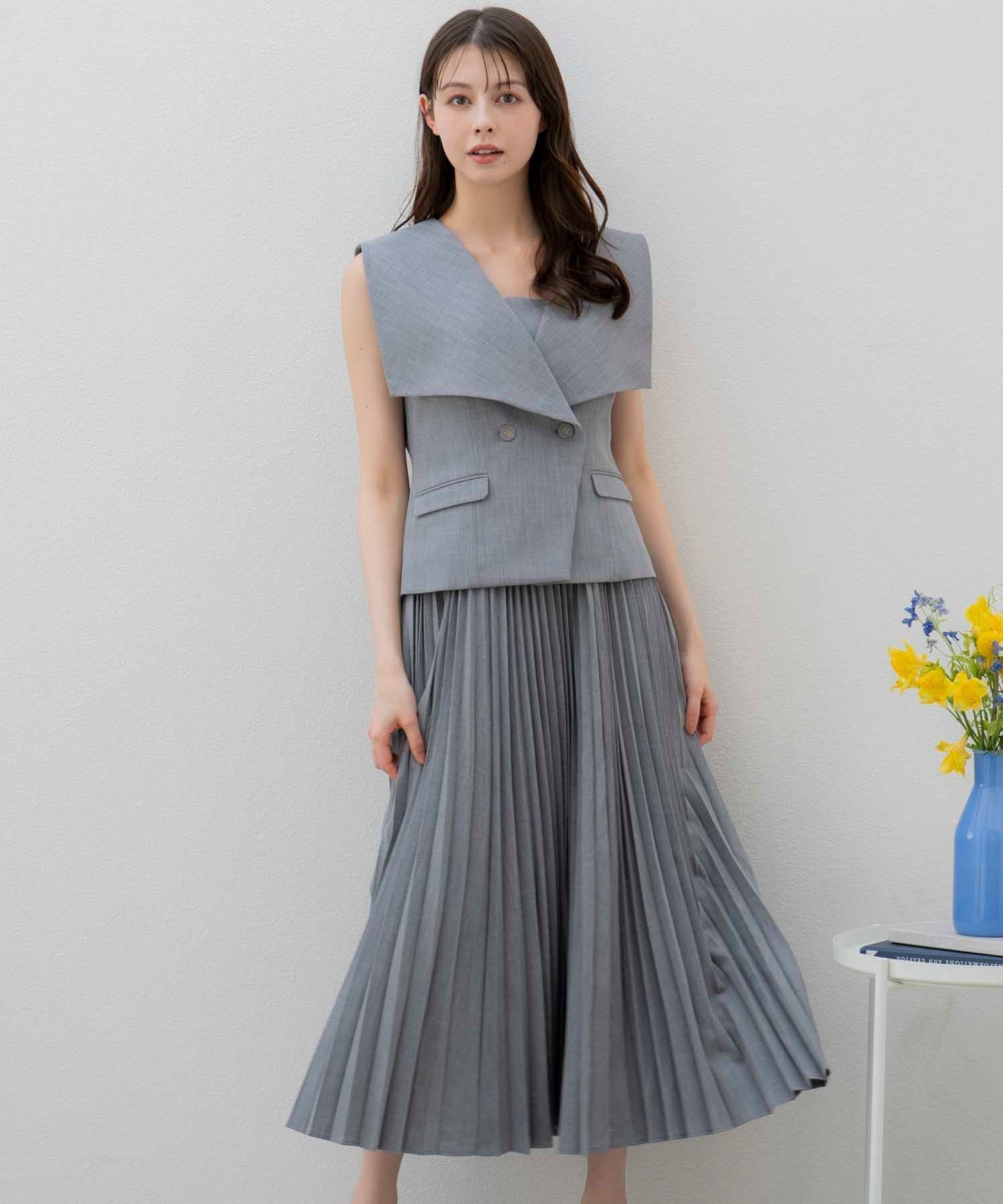 【ノエラ/Noela】のジレ*キャミワンピースセット インテリア・キッズ・メンズ・レディースファッション・服の通販 founy(ファニー) 　ファッション　Fashion　レディースファッション　WOMEN　アウター　Coat Outerwear　ワンピース　Dress　キャミワンピース　No Sleeve Dresses　おすすめ　Recommend　インナー　Inner　キャミワンピース　Cami Dress　プリーツ　Pleats　ポケット　Pocket　旅行　Travel　グレー|ID: prp329100004522512 ipo3291000000031990313