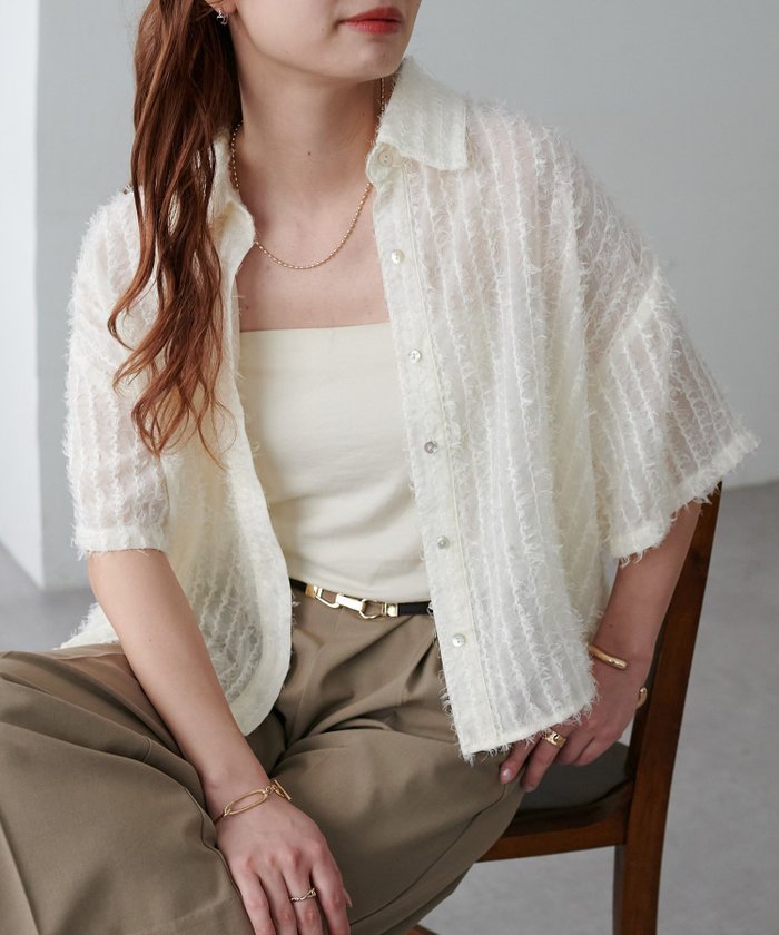 【ディスコート/Discoat】の【WEB限定】シアーフリンジ半袖シャツ インテリア・キッズ・メンズ・レディースファッション・服の通販 founy(ファニー) https://founy.com/ ファッション Fashion レディースファッション WOMEN トップス・カットソー Tops/Tshirt シャツ/ブラウス Shirts/Blouses シアー Sheer シンプル Simple フリンジ Fringe エレガント 上品 Elegant 半袖 Short Sleeve 夏 Summer 春 Spring S/S・春夏 Ss・Spring/Summer |ID: prp329100004522576 ipo3291000000031990888