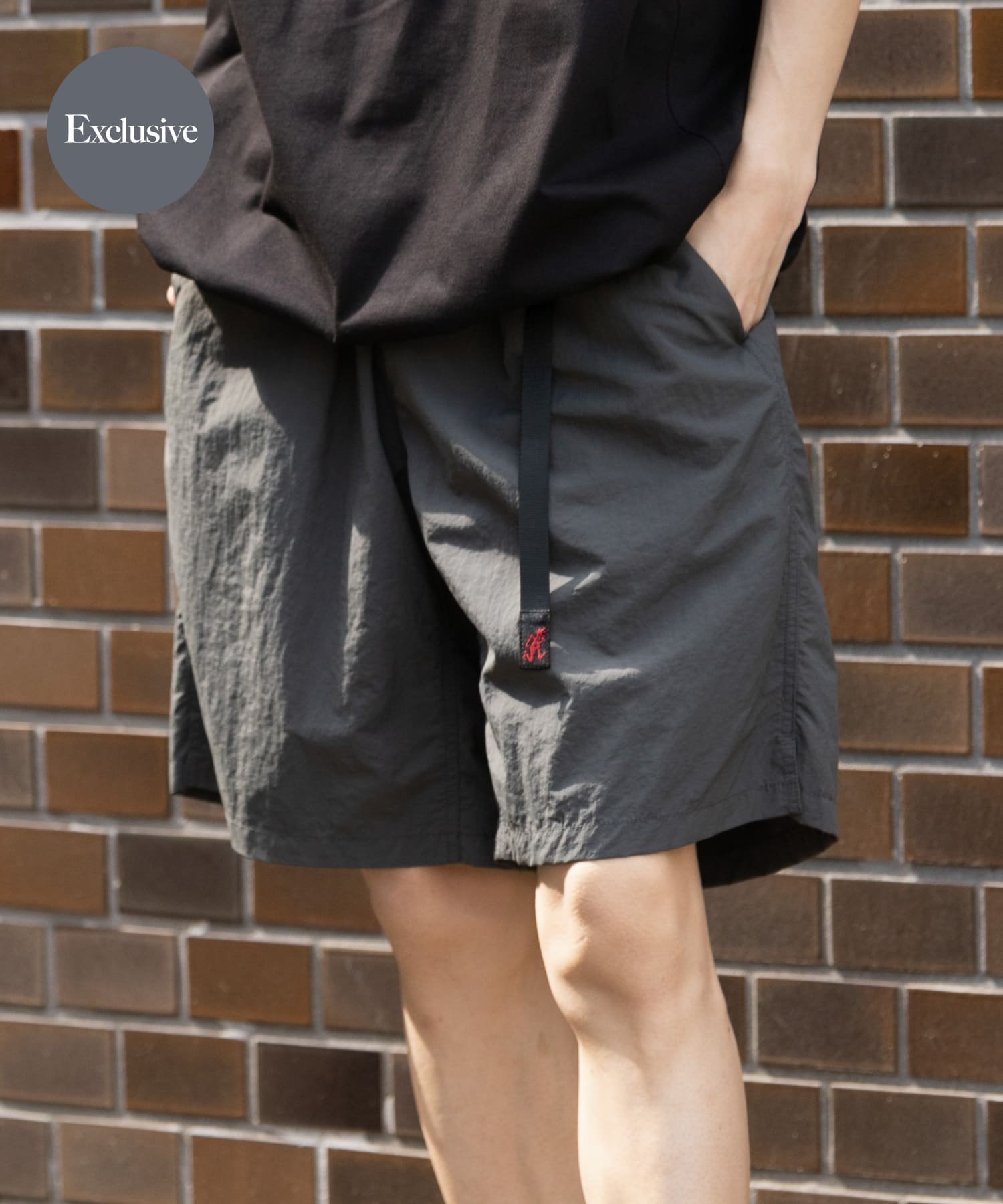 【アーバンリサーチ ドアーズ/URBAN RESEARCH DOORS / MEN】の『撥水 / 別注』Gramicci アクティブナイロンショーツ インテリア・キッズ・メンズ・レディースファッション・服の通販 founy(ファニー) 　ファッション　Fashion　メンズファッション　Fashion for Men　カリフォルニア　California, Cali Style　軽量　Lightweight, Ultra Light　スマート　Smart, Elegant　定番　Standard, Basic Item　ポケット　Pocket, Pocket Detail　別注　Limited Edition, Custom Order　S/S・春夏　SS, Spring/Summer, Warm Season　夏　Summer　2025年　2025　2025春夏・S/S　Spring/Summer 2025 SS25　GRAPHITE|ID: prp329100004522586 ipo3291000000032743230