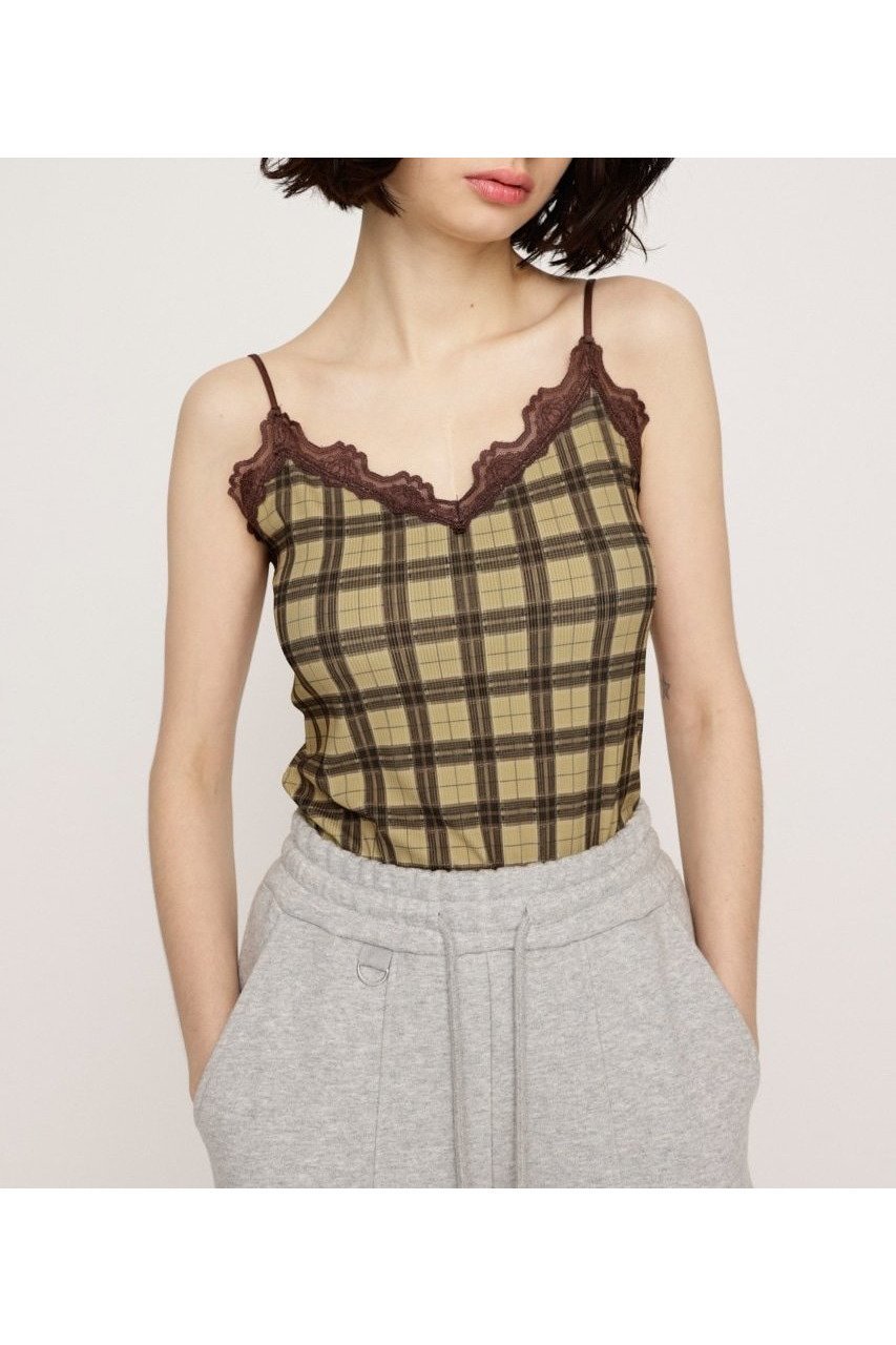 【スライ/SLY】のLACE DOCKING キャミソール インテリア・キッズ・メンズ・レディースファッション・服の通販 founy(ファニー) 　ファッション　Fashion　レディースファッション　WOMEN　トップス・カットソー　Tops/Tshirt　キャミソール / ノースリーブ　No Sleeves　おすすめ　Recommend　インナー　Inner　キャミソール　Camisole　チェック　Check　デニム　Denim　トレンド　Trend　ドッキング　Docking　ボトム　Bottom　ミニスカート　Mini Skirt　レース　Race　無地　Plain Color　M/BEG7|ID: prp329100004522587 ipo3291000000031990974
