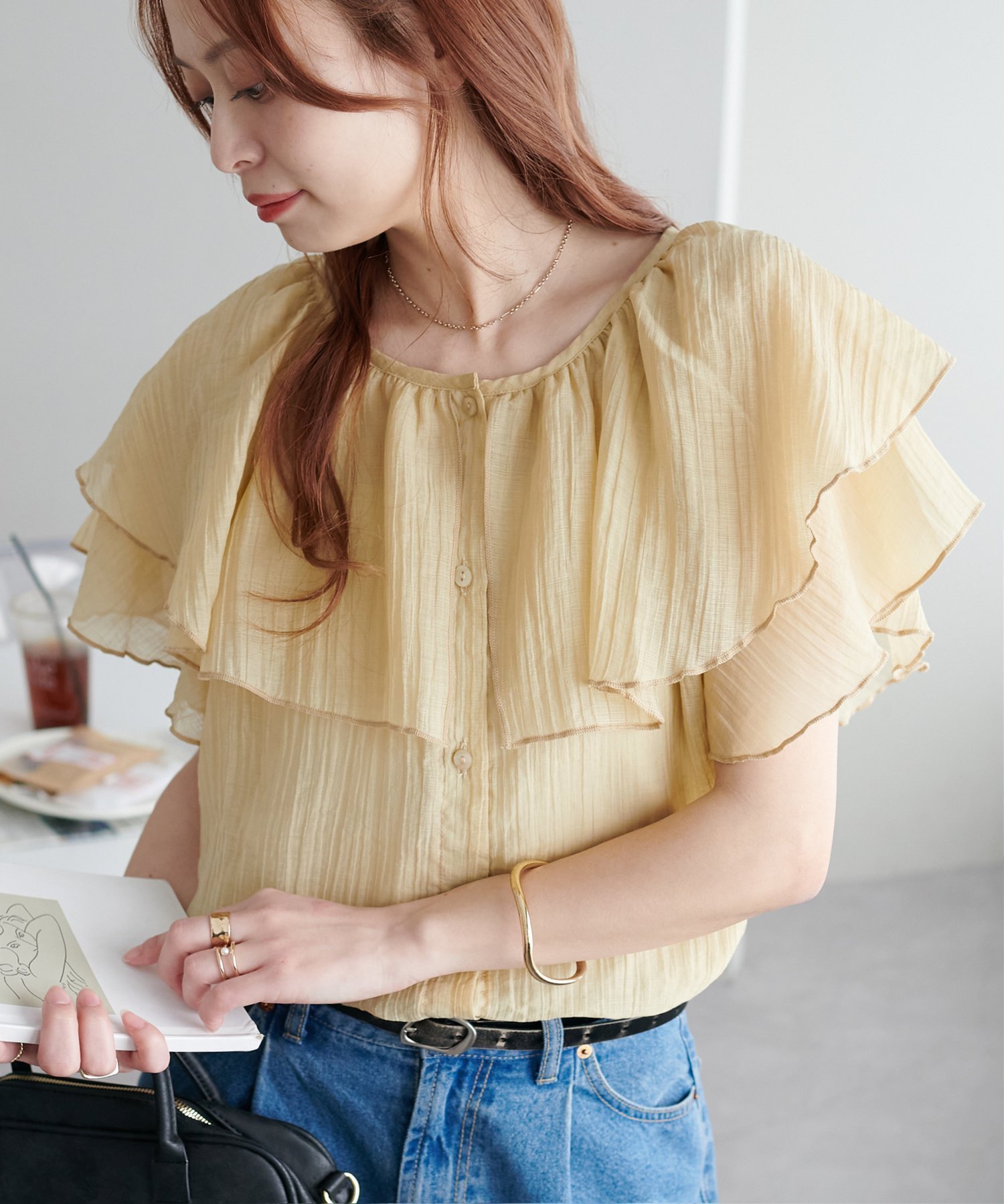 【ディスコート/Discoat】の【WEB限定】フリルカラーブラウス インテリア・キッズ・メンズ・レディースファッション・服の通販 founy(ファニー) 　ファッション　Fashion　レディースファッション　WOMEN　トップス・カットソー　Tops/Tshirt　シャツ/ブラウス　Shirts/Blouses　シアー　Sheer　フリル　Frills　エレガント 上品　Elegant　夏　Summer　春　Spring　S/S・春夏　Ss・Spring/Summer　ベージュ|ID: prp329100004522590 ipo3291000000031991020