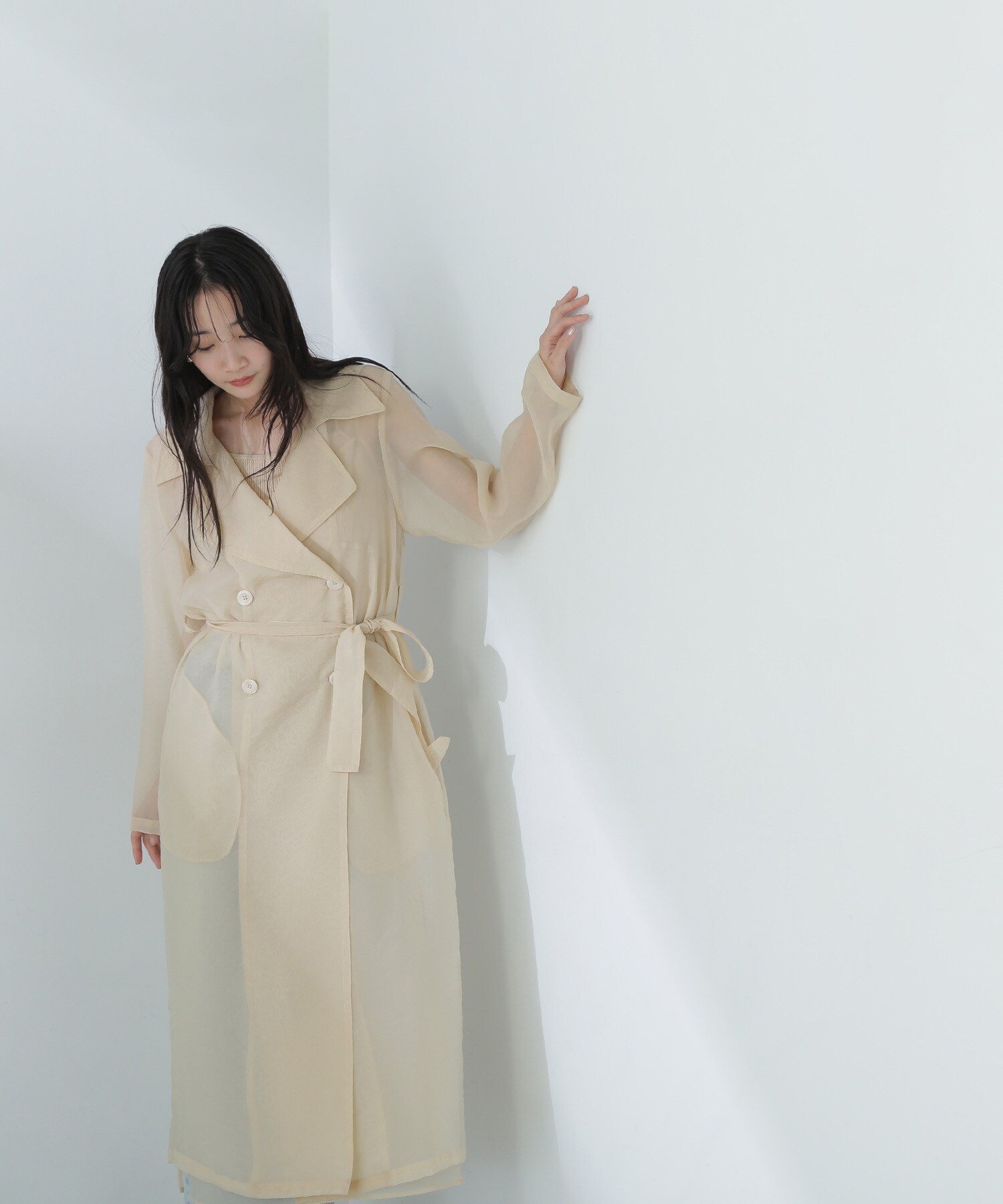 【ナチュラル ビューティー ベーシック/NATURAL BEAUTY BASIC】のシアートレンチコート インテリア・キッズ・メンズ・レディースファッション・服の通販 founy(ファニー) 　ファッション　Fashion　レディースファッション　WOMEN　アウター　Coat Outerwear　コート　Coats　トレンチコート　Trench Coats　キャミワンピース　Cami Dress　シアー　Sheer　トレンド　Trend　ベージュ|ID: prp329100004522665 ipo3291000000031991814