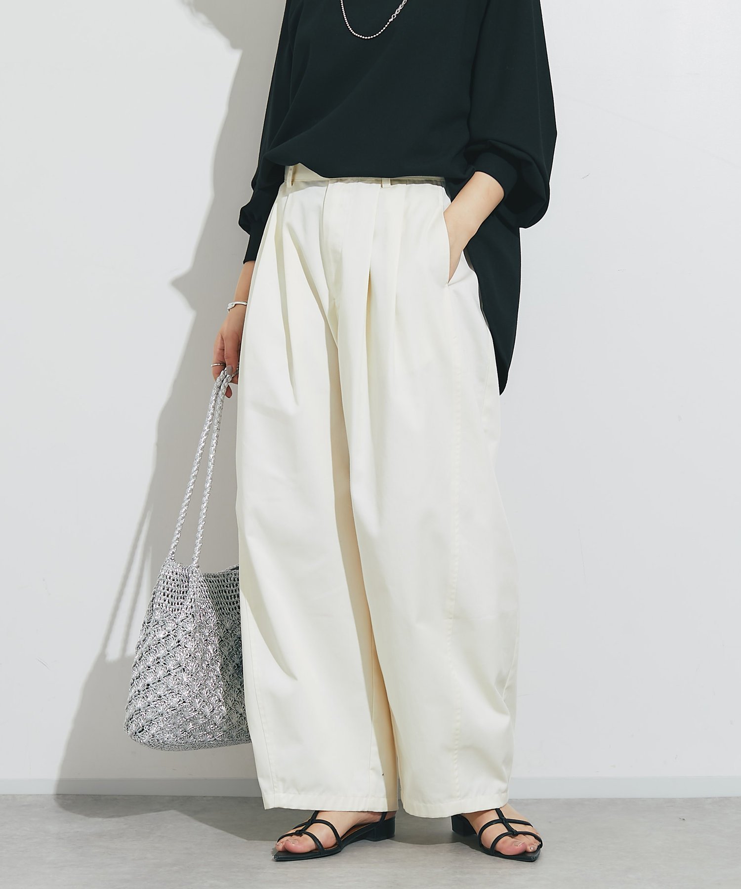 【アンディコール/un dix cors】の《デイリーに着回せる!》カーブチノパンツ インテリア・キッズ・メンズ・レディースファッション・服の通販 founy(ファニー) 　ファッション　Fashion　レディースファッション　WOMEN　パンツ　Pants　おすすめ　Recommend　ウェーブ　Wave　ストレート　Straight　リラックス　Relax　ワイド　Wide　オフホワイト|ID: prp329100004522815 ipo3291000000031992889