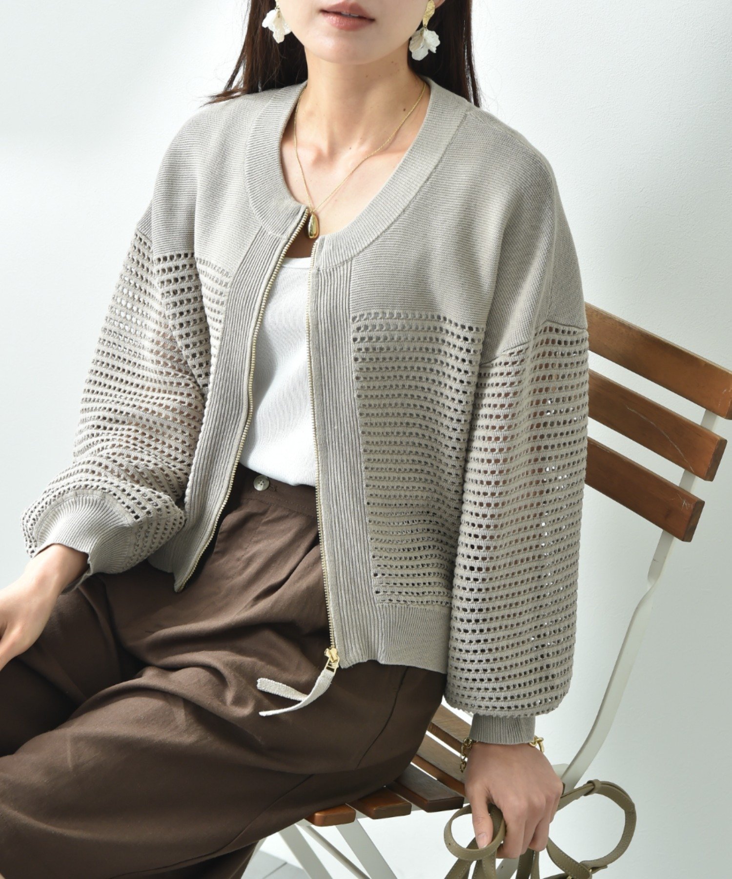 【インタープラネット/INTERPLANET】のメッシュニットZIPブルゾン インテリア・キッズ・メンズ・レディースファッション・服の通販 founy(ファニー) 　ファッション　Fashion　レディースファッション　WOMEN　アウター　Coat Outerwear　ブルゾン　Blouson/Jackets　トップス・カットソー　Tops/Tshirt　ニット　Knit Tops　アクリル　Acrylic　インナー　Inner　フェミニン　Feminine　ブルゾン　Blouson　メッシュ　Mesh　グレージュ|ID: prp329100004522819 ipo3291000000032321323