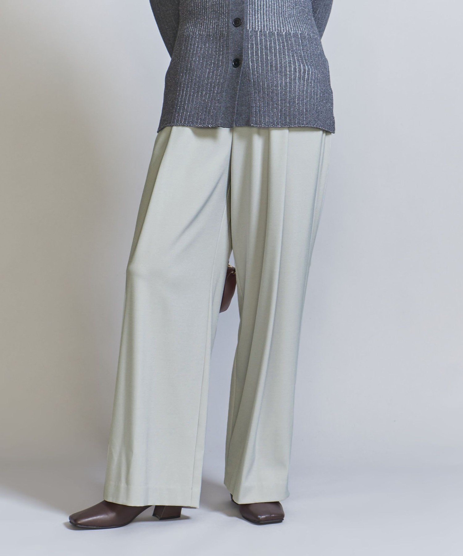 【その他のブランド/Other】のツイル バックゴム ワイドパンツ インテリア・キッズ・メンズ・レディースファッション・服の通販 founy(ファニー) 　ファッション　Fashion　レディースファッション　WOMEN　パンツ　Pants　バッグ　Bag　シンプル　Simple　ジャケット　Jacket　スウェット　Sweat　ストレート　Straight　ツイル　Twill　定番　Standard　人気　Popularity　ポケット　Pocket　リラックス　Relax　ルーズ　Loose　ワイド　Wide　LT.GRAY|ID: prp329100004522860 ipo3291000000031993211