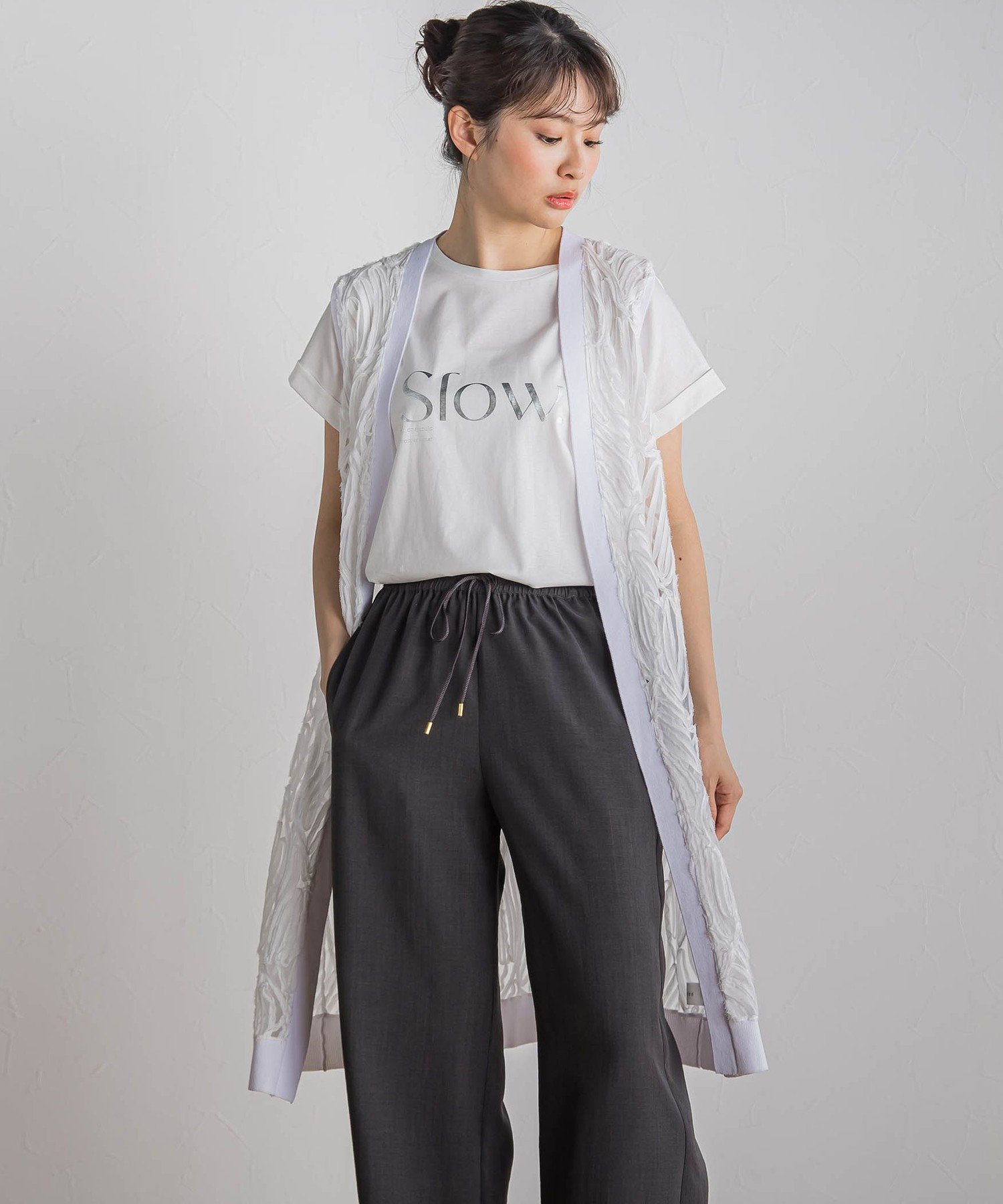 【ドロワット ロートレアモン/Droite Lautreamont】の刺繍レースジレ≪手洗い可能≫ インテリア・キッズ・メンズ・レディースファッション・服の通販 founy(ファニー) 　ファッション　Fashion　レディースファッション　WOMEN　アウター　Coat Outerwear　トップス・カットソー　Tops/Tshirt　ベスト/ジレ　Gilets/Vests　ストレート　Straight　タンク　Tank　ロング　Long　エレガント 上品　Elegant　オフホワイト|ID: prp329100004522925 ipo3291000000031993596