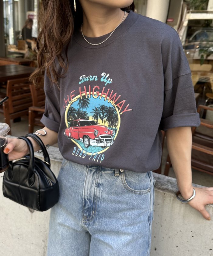 【ディスコート/Discoat】の【WEB限定/ユニセックス】ヴィンテージカープリントTシャツ インテリア・キッズ・メンズ・レディースファッション・服の通販 founy(ファニー) https://founy.com/ ファッション Fashion レディースファッション WOMEN トップス・カットソー Tops/Tshirt シャツ/ブラウス Shirts/Blouses ロング / Tシャツ T-Shirts おすすめ Recommend プリント Print ヴィンテージ Vintage |ID: prp329100004523036 ipo3291000000031994339