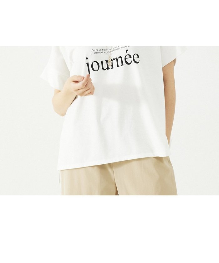 【アバハウスマヴィ/abahouse mavie】のワイドロゴT インテリア・キッズ・メンズ・レディースファッション・服の通販 founy(ファニー) https://founy.com/ ファッション Fashion レディースファッション Fashion for Women おすすめ Recommended / Our Picks シルバー Silver, Metallic Silver ジャケット Jacket, Outerwear フロント Front, Front Design プリント Print, Printed Pattern ワイド Wide, Wide Fit 切替 Switching, Contrast Panel 定番 Standard, Basic Item |ID: prp329100004523048 ipo3291000000033534934