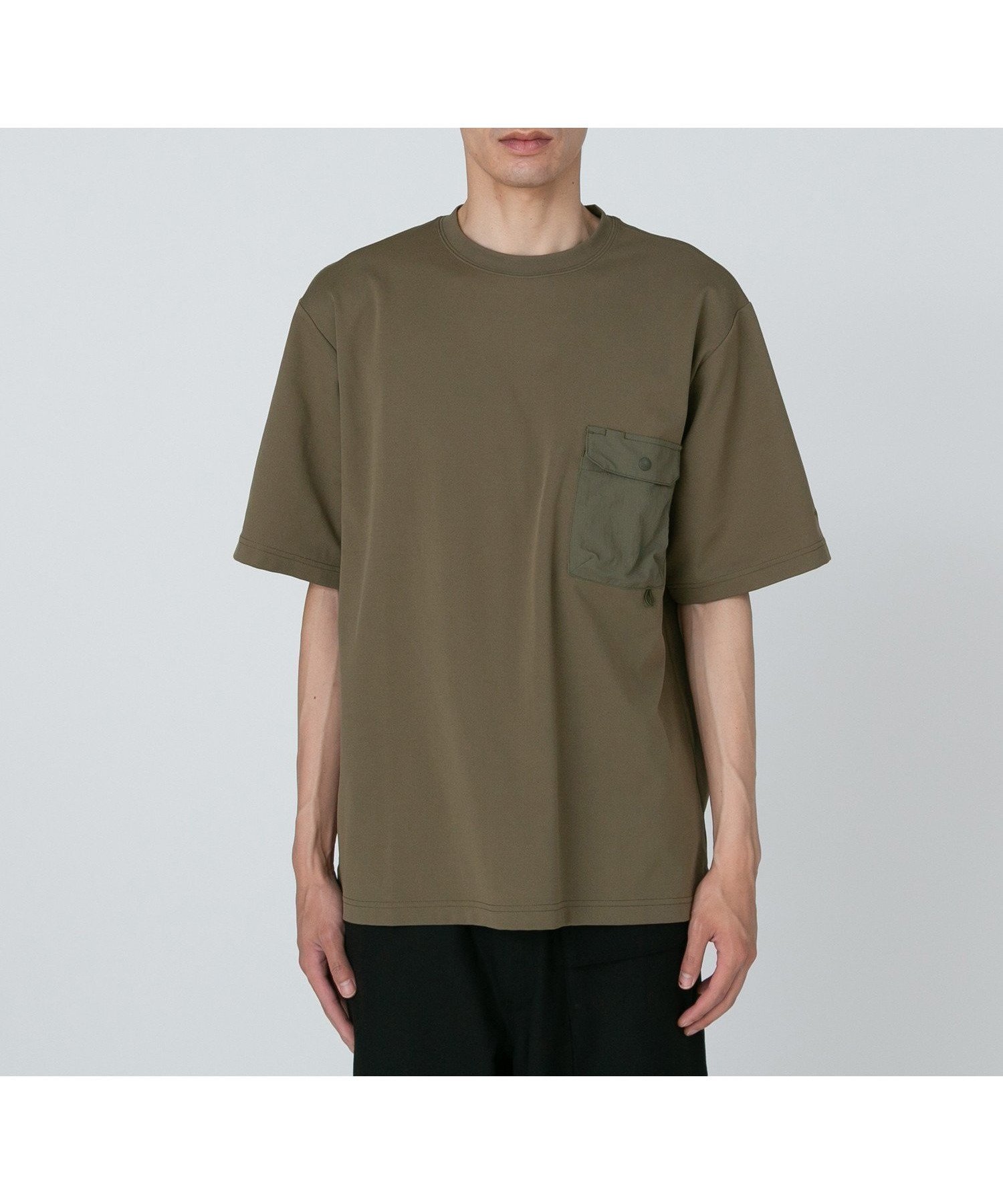 【スノーピーク/SNOW PEAK】のInsect Shield T-Shirt インテリア・キッズ・メンズ・レディースファッション・服の通販 founy(ファニー) 　ファッション　Fashion　レディースファッション　Ladies' Fashion Online　トップス・カットソー　Tops/Tshirt　シャツ/ブラウス　Shirts/Blouses　ロング / Tシャツ　T-Shirts　アウトドア　Outdoor　春　Spring　軽量　Lightweight　サングラス　Sunglasses　シンプル　Simple　ストレッチ　Stretch　スマート　Smart　スリット　Slit　定番　Standard　フィット　Fit　ベーシック　Basic　ボトム　Bottom　ポケット　Pocket　半袖　Short Sleeve　ループ　Loop　S/S・春夏　Ss・Spring/Summer　おすすめ　Recommend　夏　Summer　2025年　2025　2025春夏・S/S　Ss,Spring/Summer,2025　OLIVE|ID: prp329100004523303 ipo3291000000032656477