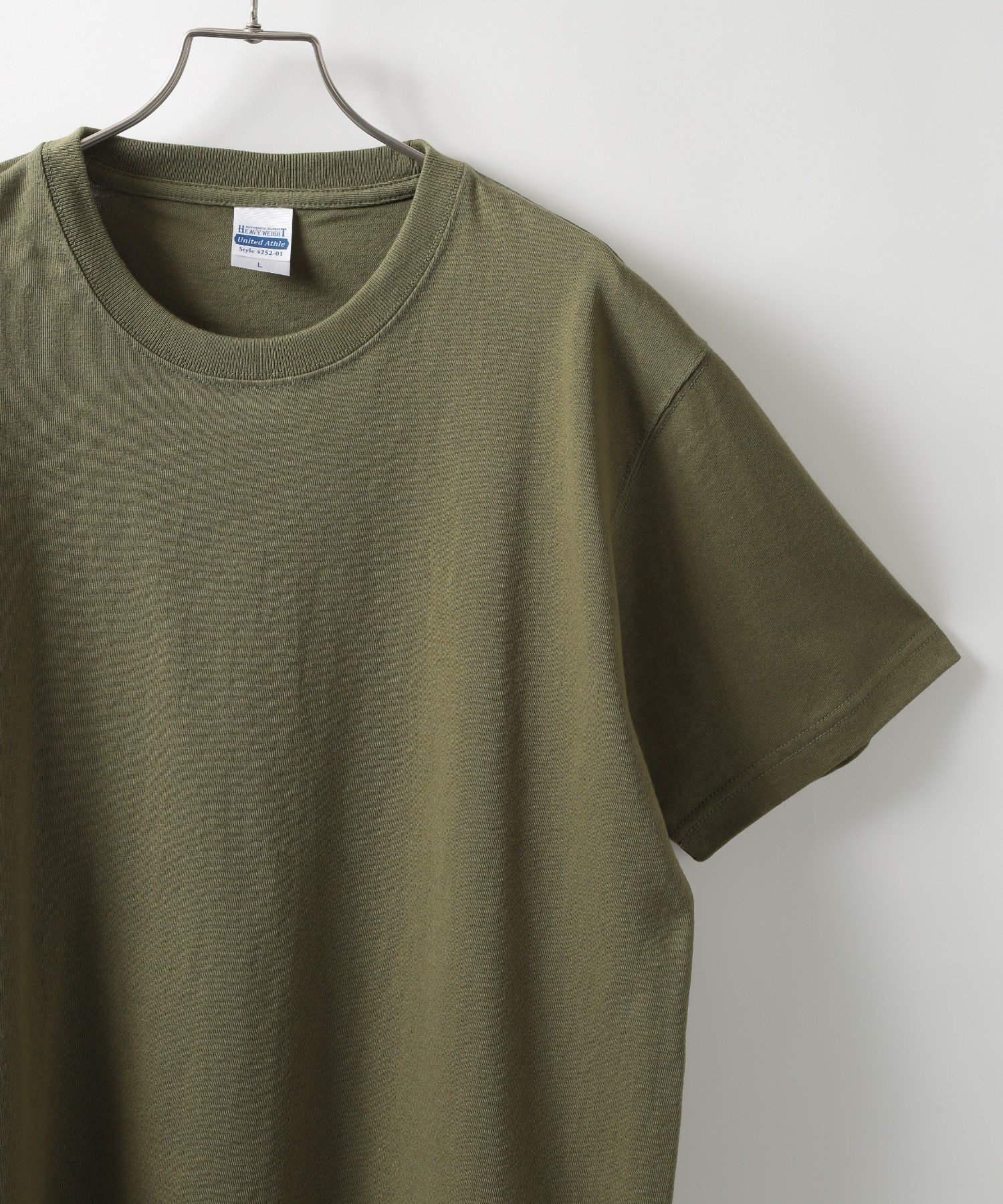 【その他のブランド/Other】のUnited Athle/7.1オンススーパーヘビーウェイトTシャツ 半袖無地T 厚手 4252 インテリア・キッズ・メンズ・レディースファッション・服の通販 founy(ファニー) 　ファッション　Fashion　レディースファッション　WOMEN　トップス・カットソー　Tops/Tshirt　シャツ/ブラウス　Shirts/Blouses　ロング / Tシャツ　T-Shirts　アンダー　Under　カットソー　Cut And Sew　シンプル　Simple　ジャケット　Jacket　スウェット　Sweat　スポーツ　Sports　セットアップ　Set Up　ダブル　Double　プリント　Print　ベーシック　Basic　ポロシャツ　Polo Shirt　半袖　Short Sleeve　無地　Plain Color　ラグジュアリー　Luxury　ワーク　Work　再入荷　Restock/Back In Stock/Re Arrival　送料無料　Free Shipping　OLV|ID: prp329100004523361 ipo3291000000031997083