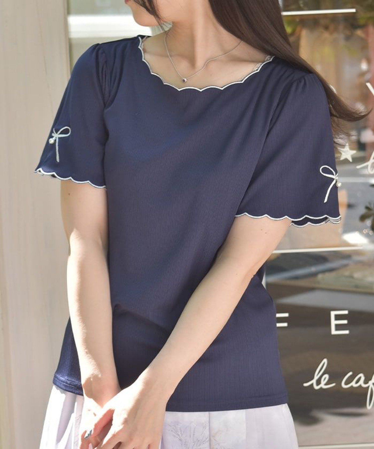 【アクシーズファム/axes femme】のリボン*スカラップ刺繍プルオーバー インテリア・キッズ・メンズ・レディースファッション・服の通販 founy(ファニー) 　ファッション　Fashion　レディースファッション　WOMEN　トップス・カットソー　Tops/Tshirt　プルオーバー　Pullover　おすすめ　Recommend　インナー　Inner　スカラップ　Scalloped　パール　Pearl　フェミニン　Feminine　フレア　Flare　リボン　Ribbon　ロング　Long　エレガント 上品　Elegant　夏　Summer　紺|ID: prp329100004523379 ipo3291000000031997217