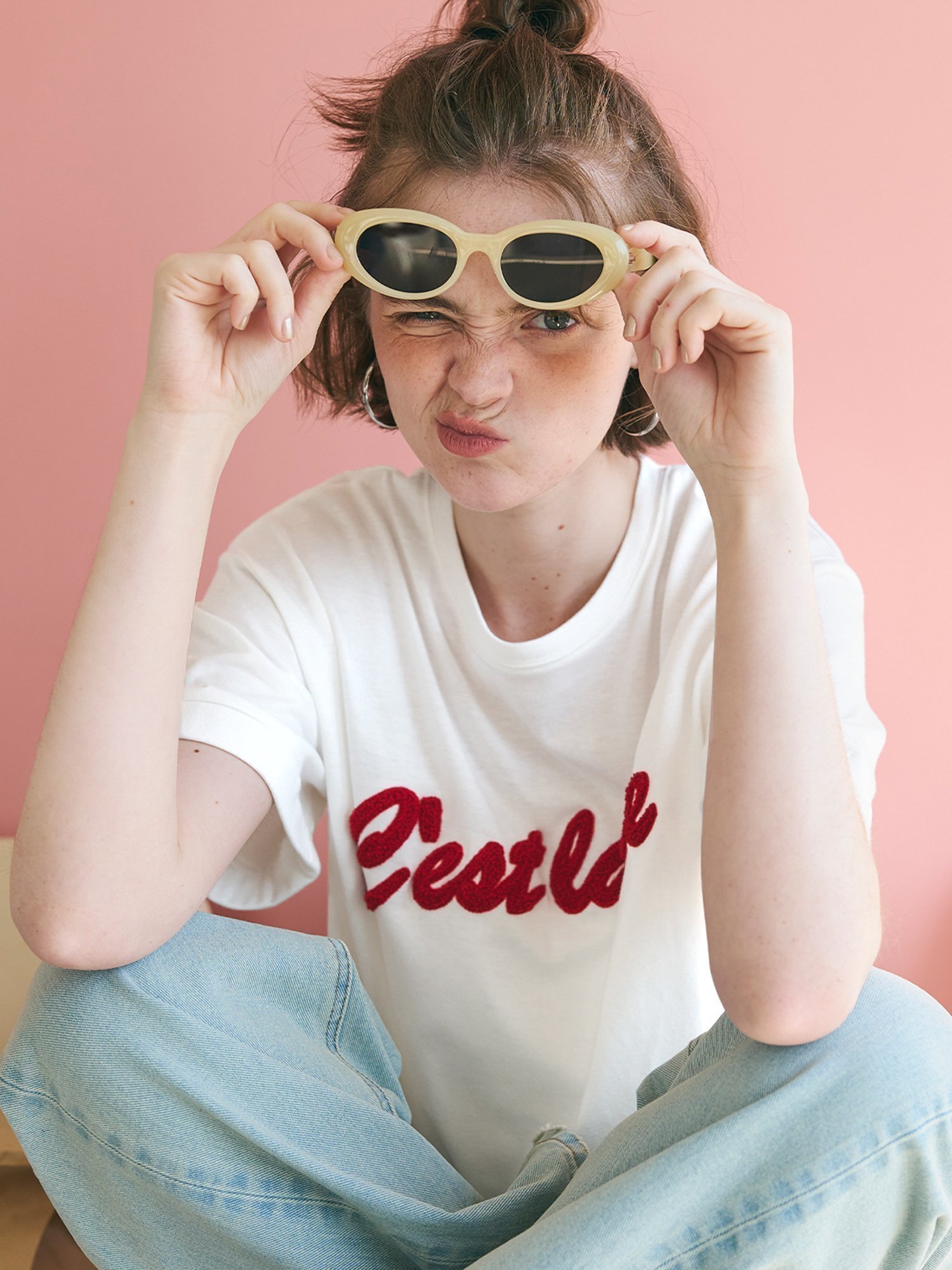 【コカ/COCA】のロールアップスリーブ刺繍Tシャツ インテリア・キッズ・メンズ・レディースファッション・服の通販 founy(ファニー) 　ファッション　Fashion　レディースファッション　WOMEN　トップス・カットソー　Tops/Tshirt　シャツ/ブラウス　Shirts/Blouses　ロング / Tシャツ　T-Shirts　インナー　Inner　サロペット　Overalls　シンプル　Simple　バランス　Balance　フロント　Front　ポケット　Pocket　モコモコ　Fluffy　ロールアップ　Roll Up　ワンポイント　One Point　B|ID: prp329100004523492 ipo3291000000031998145
