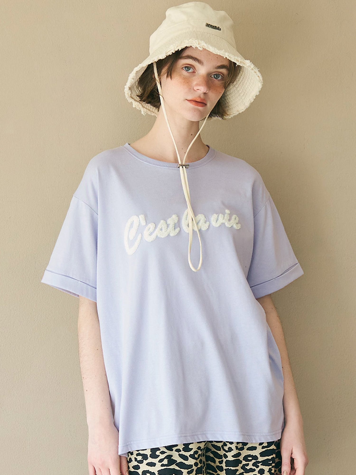 【コカ/COCA】のロールアップスリーブ刺繍Tシャツ インテリア・キッズ・メンズ・レディースファッション・服の通販 founy(ファニー) 　ファッション　Fashion　レディースファッション　WOMEN　トップス・カットソー　Tops/Tshirt　シャツ/ブラウス　Shirts/Blouses　ロング / Tシャツ　T-Shirts　インナー　Inner　サロペット　Overalls　シンプル　Simple　バランス　Balance　フロント　Front　ポケット　Pocket　モコモコ　Fluffy　ロールアップ　Roll Up　ワンポイント　One Point　C|ID: prp329100004523492 ipo3291000000031998146
