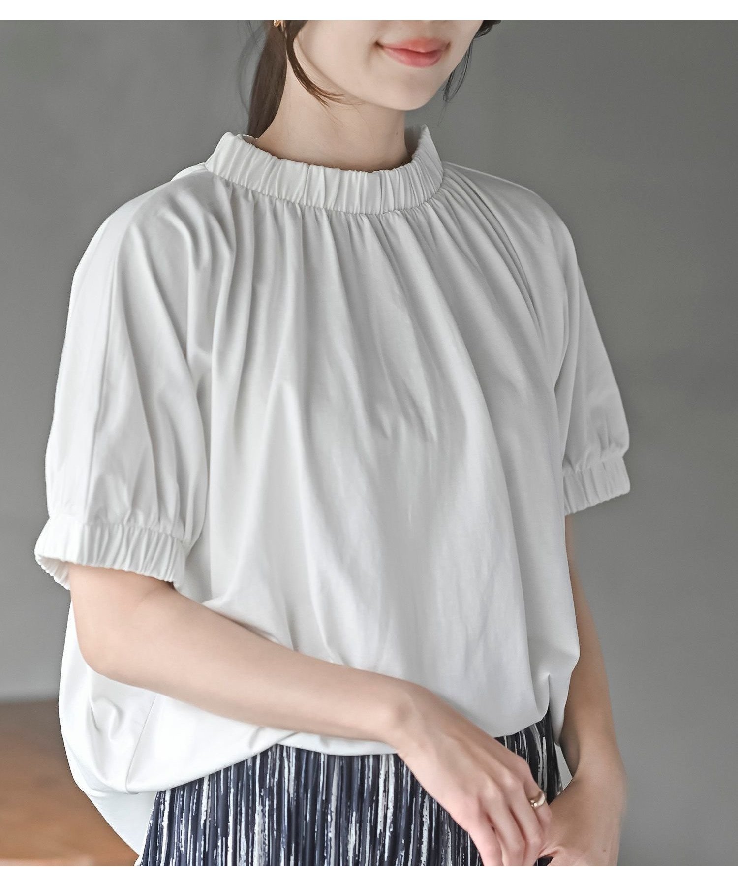 【アールピーエス/rps】のネック スリーブゴム使いTee インテリア・キッズ・メンズ・レディースファッション・服の通販 founy(ファニー) 　ファッション　Fashion　レディースファッション　WOMEN　カットソー　Cut And Sew　ギャザー　Gather　スリーブ　Sleeve　夏　Summer　春　Spring　S/S・春夏　Ss・Spring/Summer　オフホワイト|ID: prp329100004523493 ipo3291000000031998150