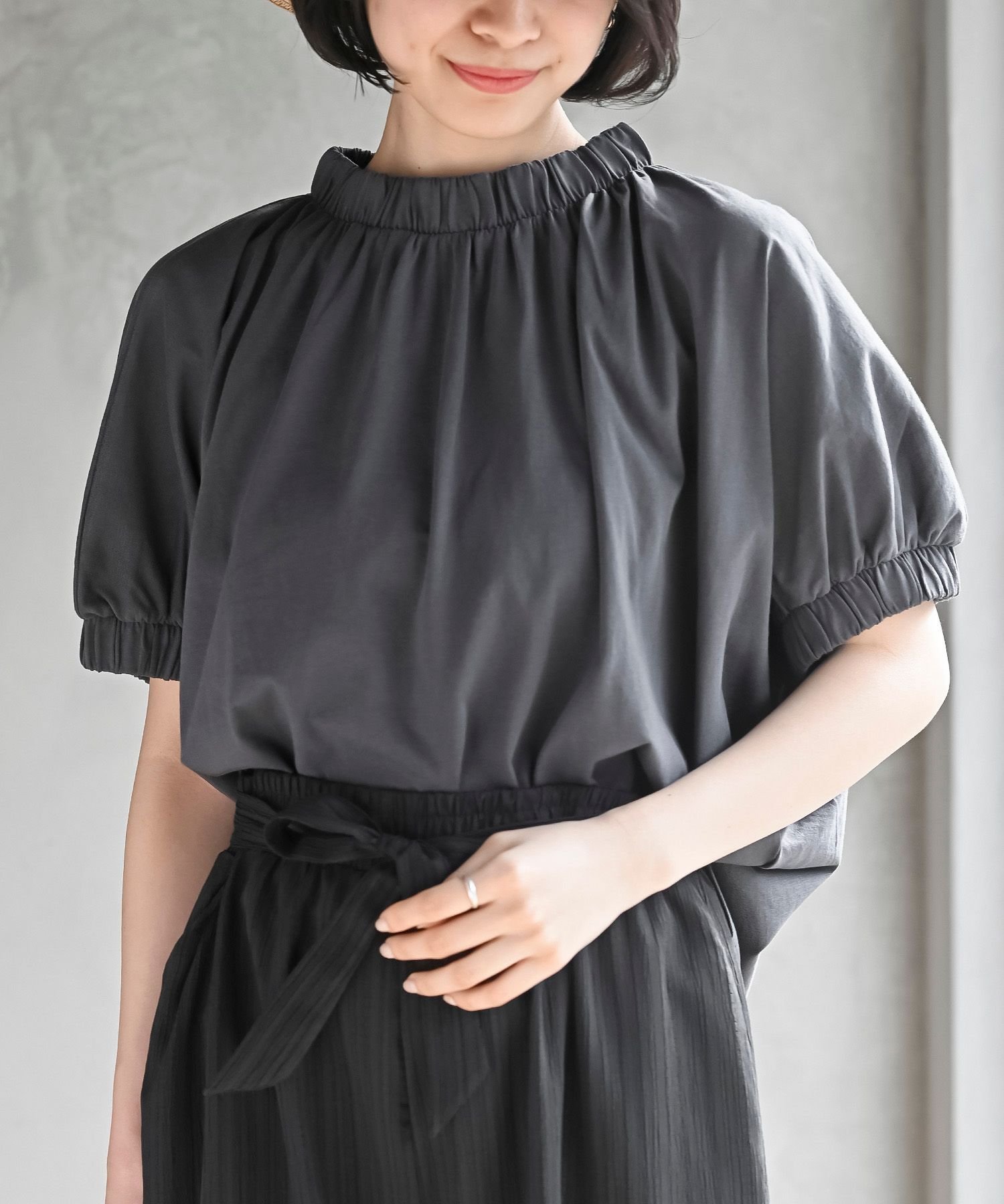 【アールピーエス/rps】のネック スリーブゴム使いTee インテリア・キッズ・メンズ・レディースファッション・服の通販 founy(ファニー) 　ファッション　Fashion　レディースファッション　WOMEN　カットソー　Cut And Sew　ギャザー　Gather　スリーブ　Sleeve　夏　Summer　春　Spring　S/S・春夏　Ss・Spring/Summer　チャコールグレー|ID: prp329100004523493 ipo3291000000031998151