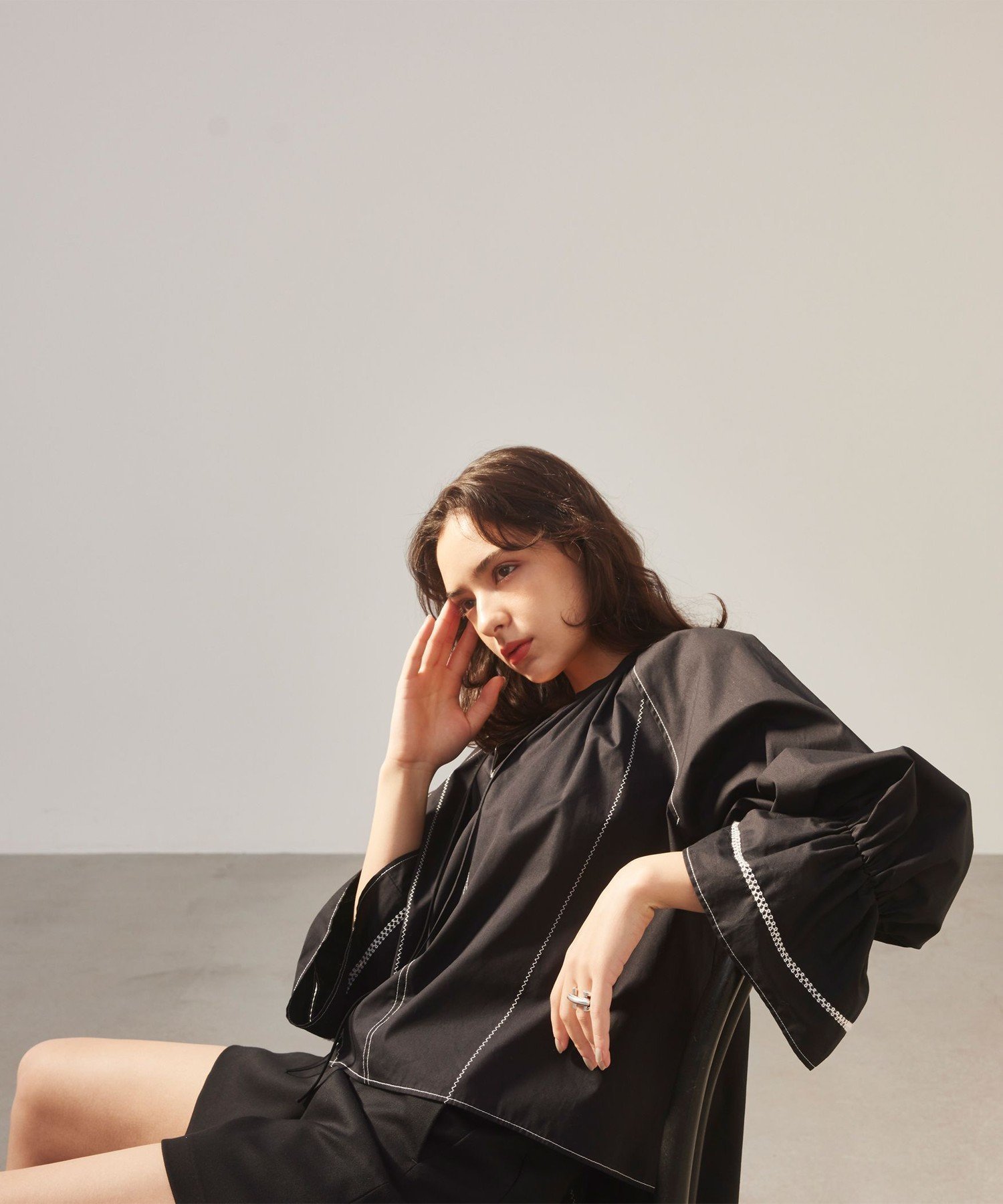 【その他のブランド/Other】のEMMEL REFINES EM ハイショク刺しゅう ブラウス 人気、トレンドファッション・服の通販 founy(ファニー) 　ファッション　Fashion　レディースファッション　WOMEN　トップス・カットソー　Tops/Tshirt　シャツ/ブラウス　Shirts/Blouses　春　Spring　タイプライター　Typewriter　デニム　Denim　トレンド　Trend　フィット　Fit　S/S・春夏　Ss・Spring/Summer　夏　Summer　2024年　2024　2024春夏・S/S　Ss,Spring/Summer,2024　エレガント 上品　Elegant　 other-1|ID: prp329100004523513 ipo3291000000031998354