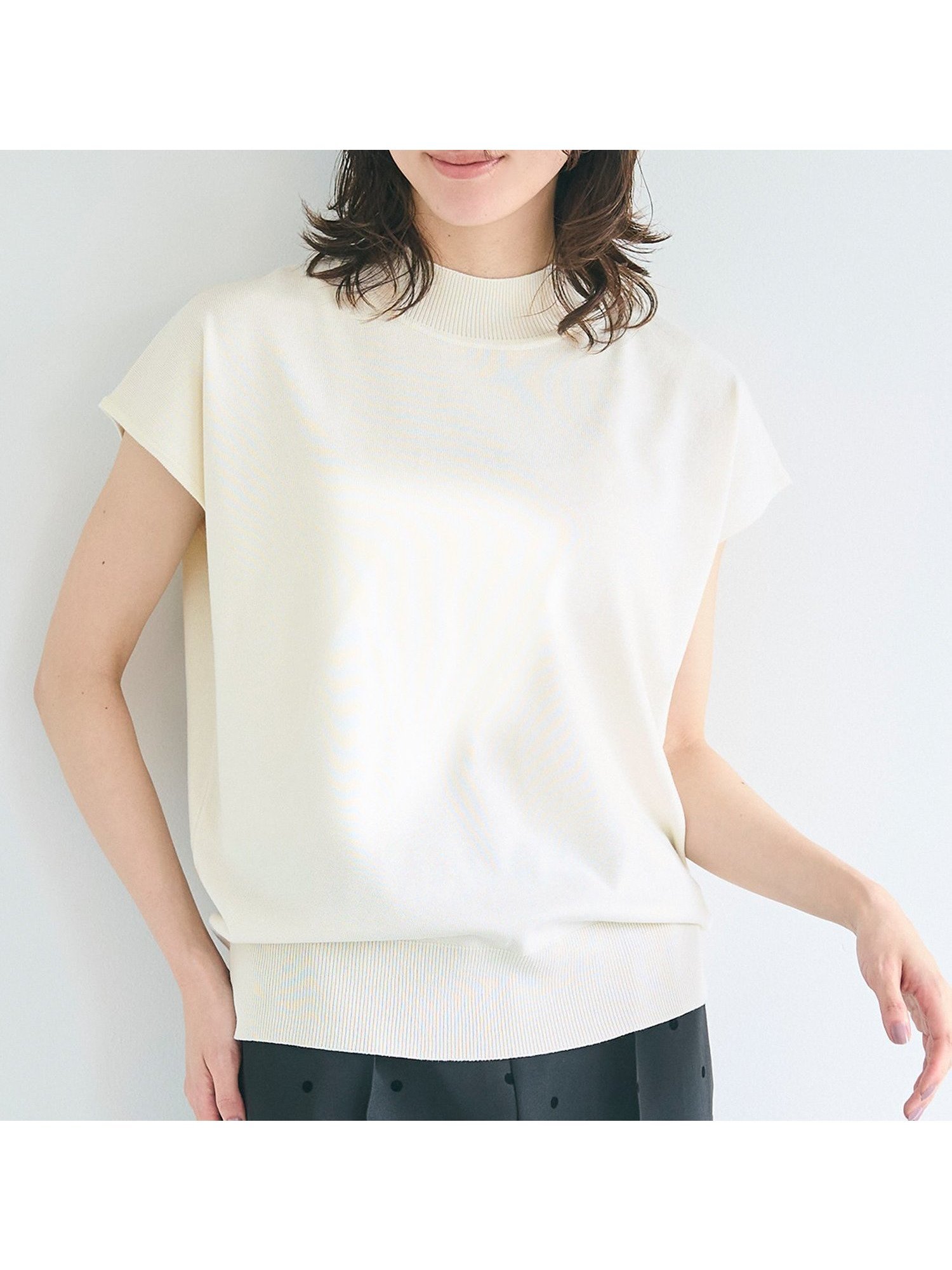 【コカ/COCA】のシャリ感レーヨンハイネックフレンチスリーブニット 人気、トレンドファッション・服の通販 founy(ファニー) 　ファッション　Fashion　レディースファッション　WOMEN　トップス・カットソー　Tops/Tshirt　ニット　Knit Tops　おすすめ　Recommend　シンプル　Simple　ジャケット　Jacket　スリーブ　Sleeve　ハイネック　High Neck　フィット　Fit　フレンチ　French　ポケット　Pocket　エレガント 上品　Elegant　 other-1|ID: prp329100004523514 ipo3291000000031998357