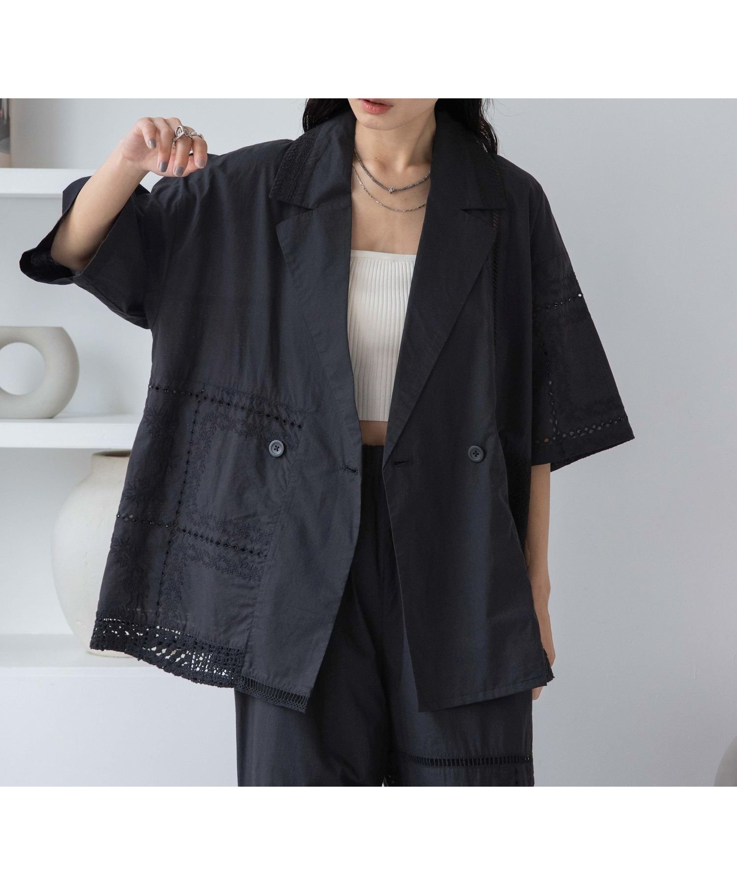 【ジーナシス/JEANASiS】のパッチワークレースWジャケット インテリア・キッズ・メンズ・レディースファッション・服の通販 founy(ファニー) 　ファッション　Fashion　レディースファッション　Fashion for Women　アウター　Coat / Outerwear Collection　レディースジャケット・軽アウター　Jackets　おすすめ　Recommended / Our Picks　ジャケット　Jacket, Outerwear　セットアップ　Set-Up, Coordinated Outfit　ダブル　Double, Double-Breasted　デニム　Denim, Jeans Material　トレンド　Trend, Trending Now　パッチワーク　Patchwork, Mixed Fabric　ボトム　Bottoms, Lower Wear　レース　Lace, Lace Fabric　羽織　Haori, Light Jacket　ブラック系その他|ID: prp329100004524250 ipo3291000000032571168