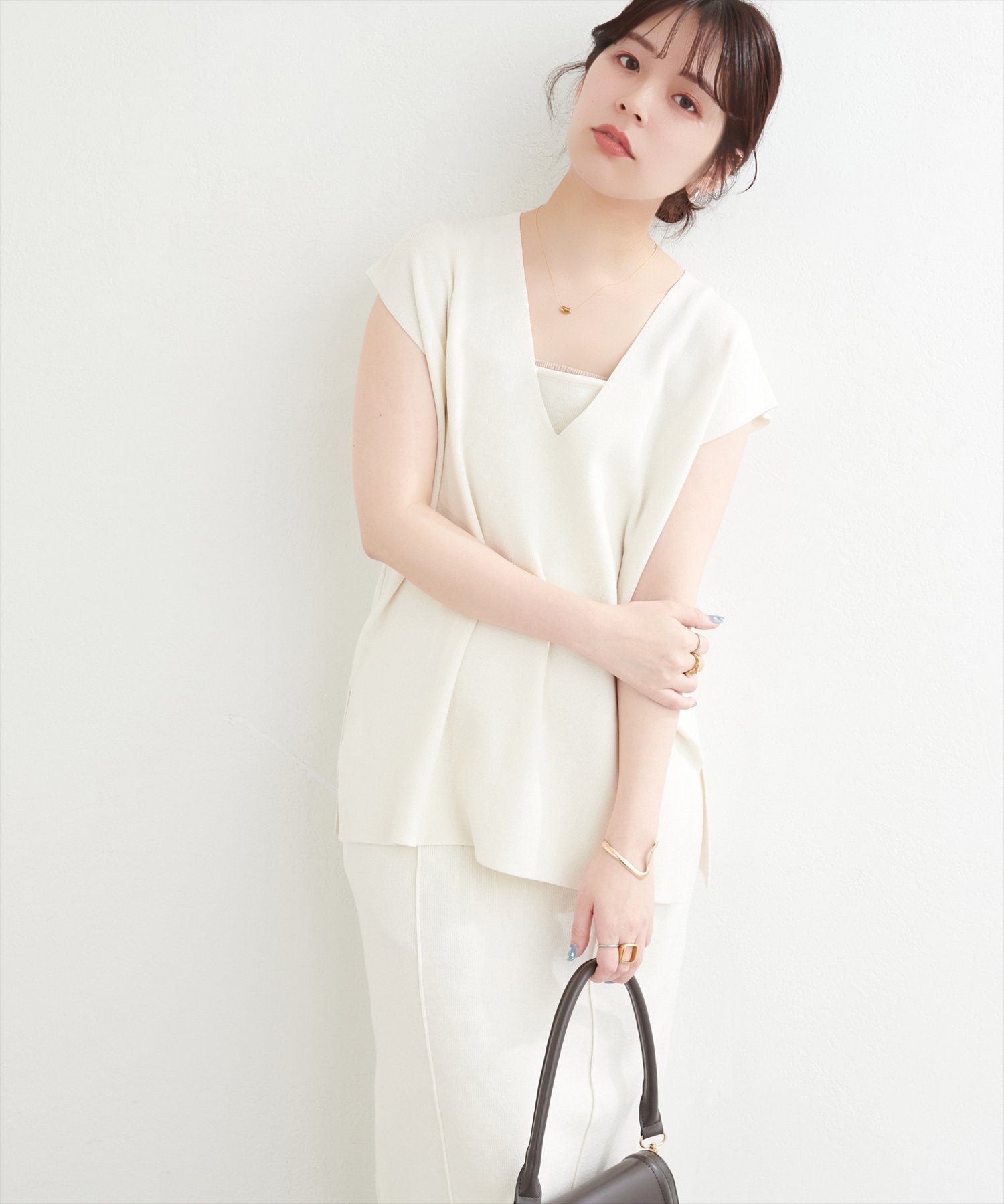 【ナチュラルクチュール/natural couture】の【WEB限定】総針Vネックベスト+キャミSET 人気、トレンドファッション・服の通販 founy(ファニー) 　ファッション　Fashion　レディースファッション　WOMEN　アウター　Coat Outerwear　トップス・カットソー　Tops/Tshirt　キャミソール / ノースリーブ　No Sleeves　ベスト/ジレ　Gilets/Vests　Vネック　V-Neck　ウォッシャブル　Washable　キャミ　Cami　シンプル　Simple　定番　Standard　ベスト　Vest　ボトム　Bottom　夏　Summer　2025年　2025　2025春夏・S/S　Ss,Spring/Summer,2025　 other-1|ID: prp329100004524254 ipo3291000000032002479