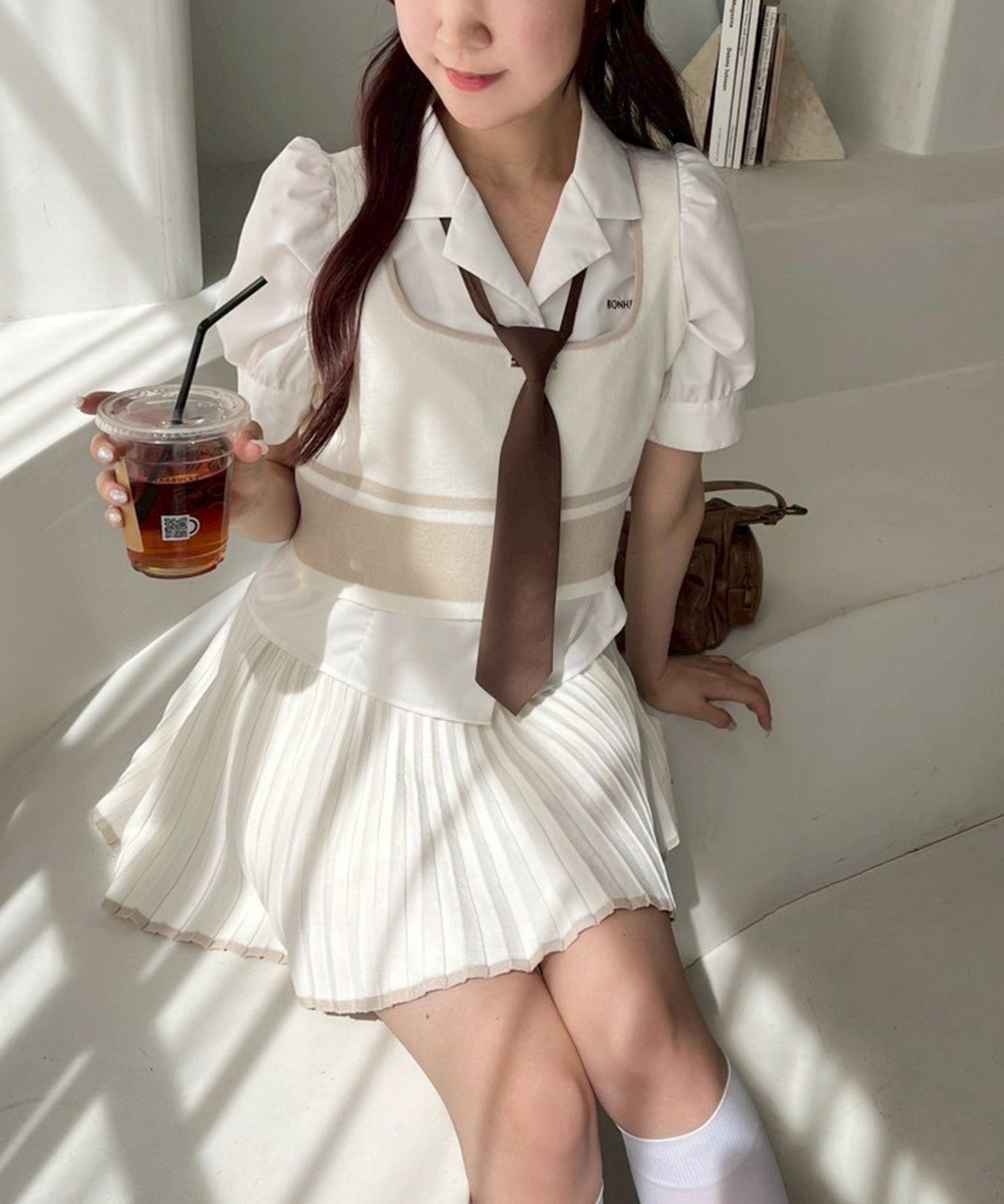 【ナイスクラップ/NICE CLAUP】のニットミニセットアップ インテリア・キッズ・メンズ・レディースファッション・服の通販 founy(ファニー) 　ファッション　Fashion　レディースファッション　Ladies' Fashion Online　トップス・カットソー　Tops/Tshirt　ニット　Knit Tops　2025年　2025　2025春夏・S/S　Ss,Spring/Summer,2025　おすすめ　Recommend　ガーリー　Girly　シンプル　Simple　ダウン　Down　デニム　Denim　トレンド　Trend　バランス　Balance　パーカー　Hoodie　プリーツ　Pleats　ベスト　Vest　ミニスカート　Mini Skirt　夏　Summer　オフホワイト|ID: prp329100004524272 ipo3291000000032665022
